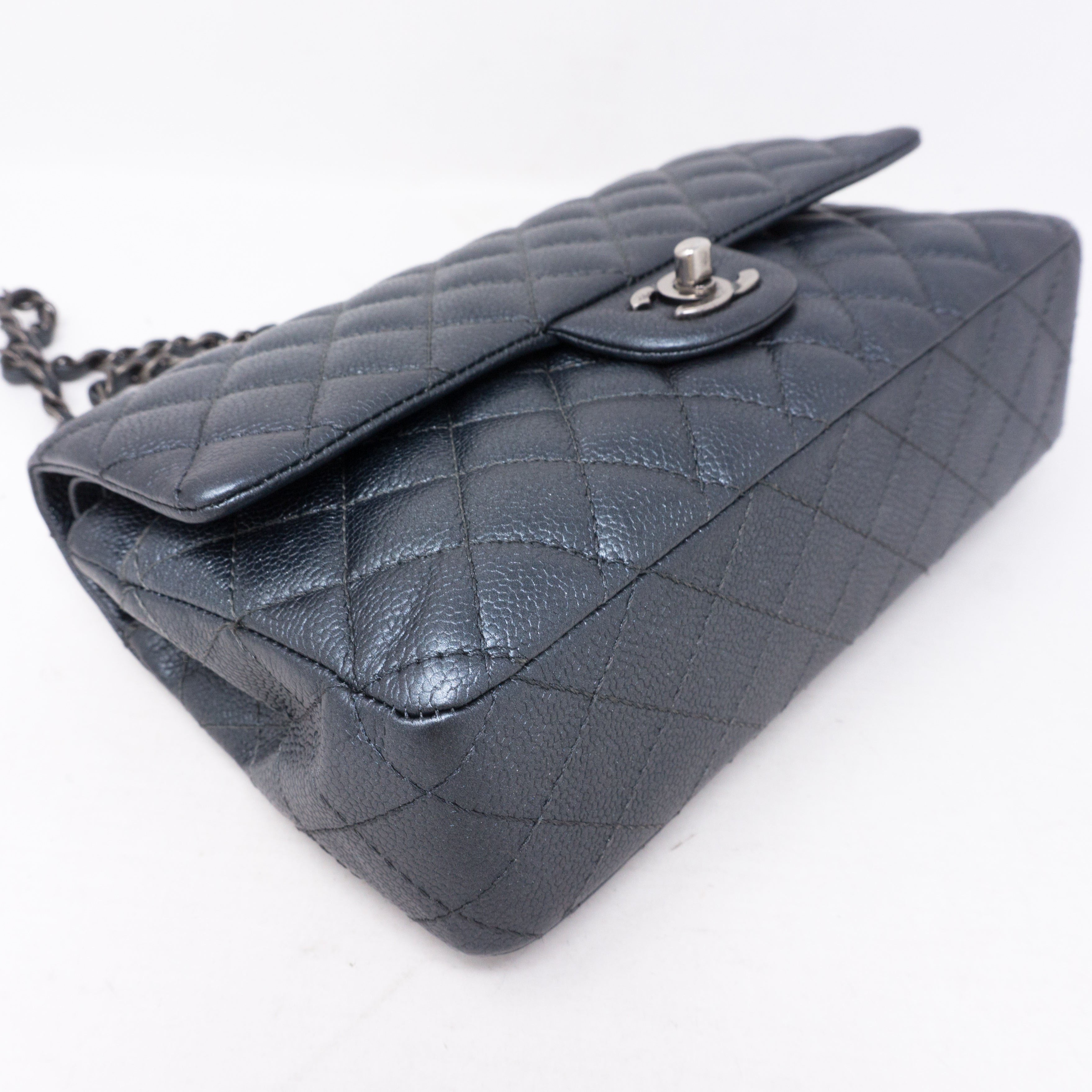Classic Double Flap Medium Metallic Gray Silver