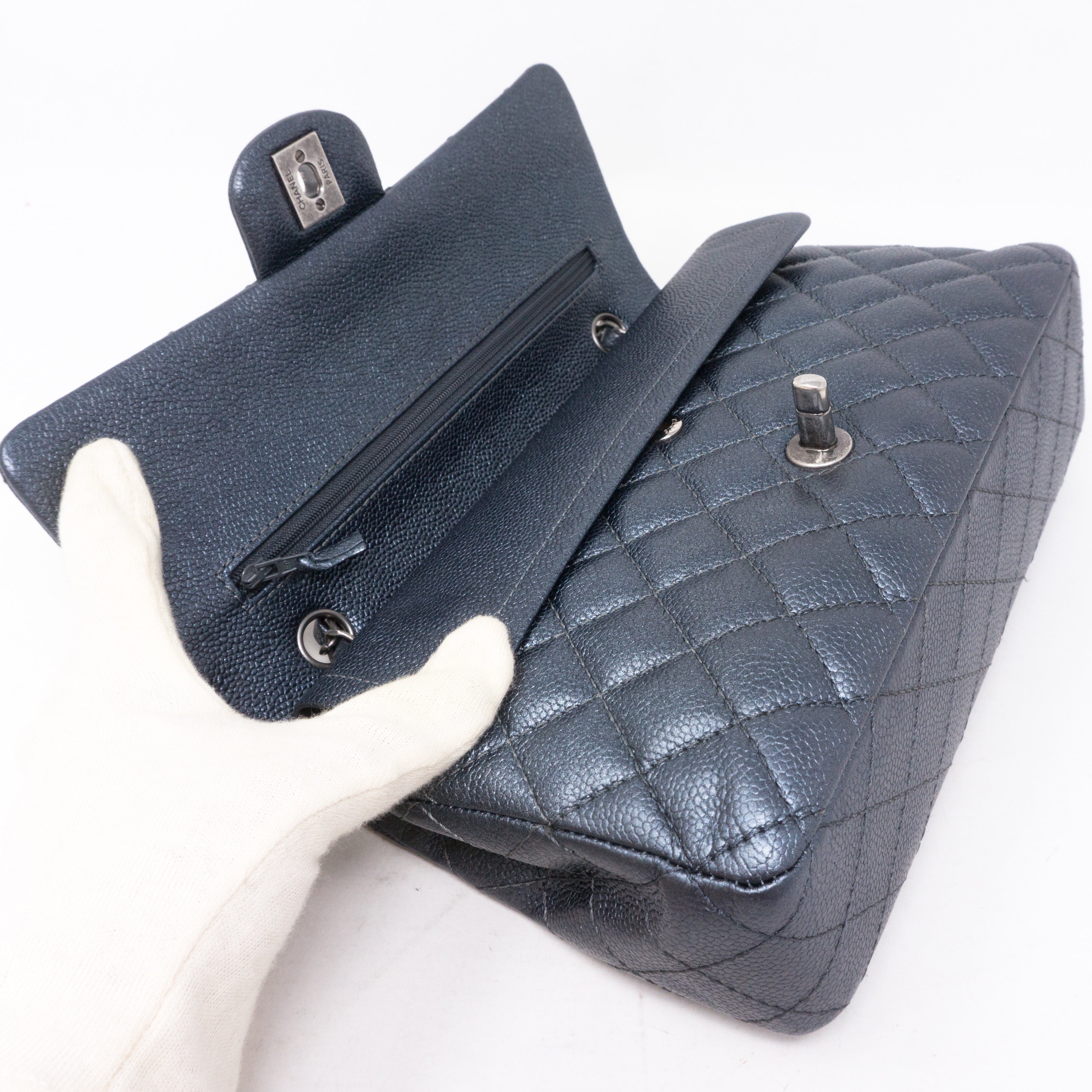 Classic Double Flap Medium Metallic Gray Silver