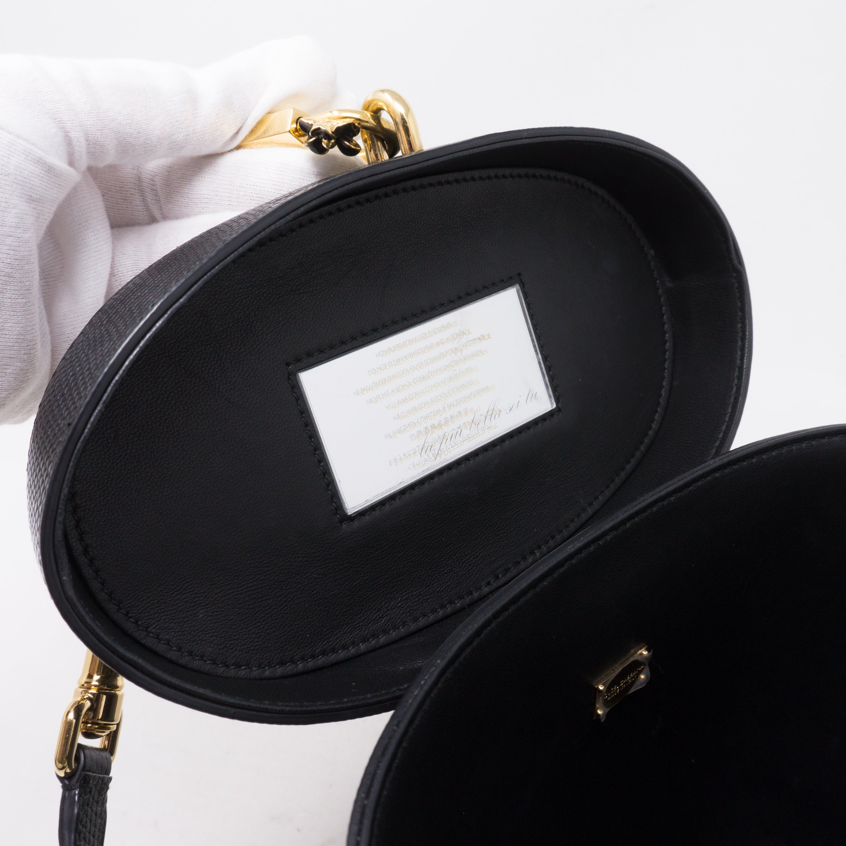 Bucket Bag Black Leather