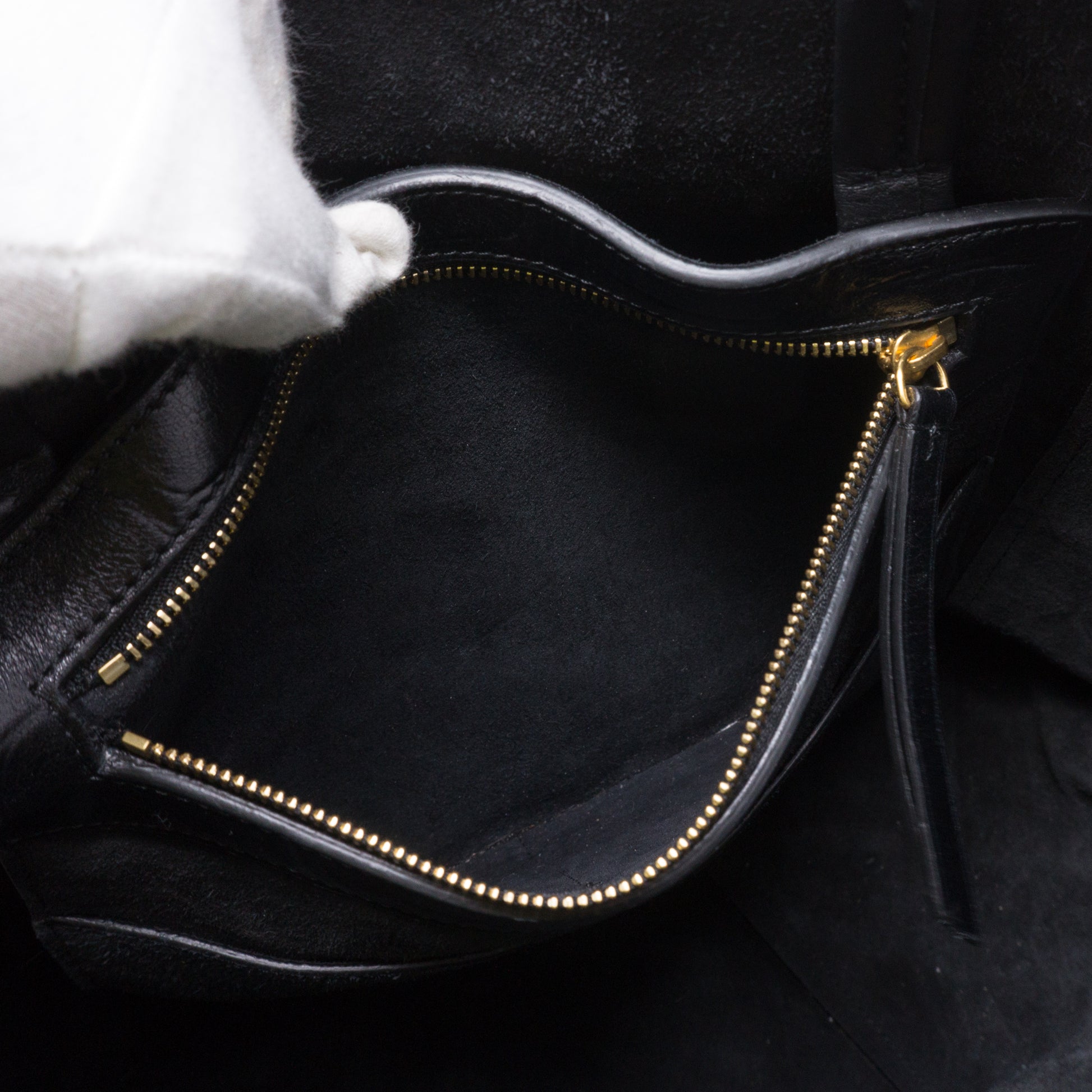 Celine // Navy Embossed Leather Cabas Phantom Tote Bag – VSP