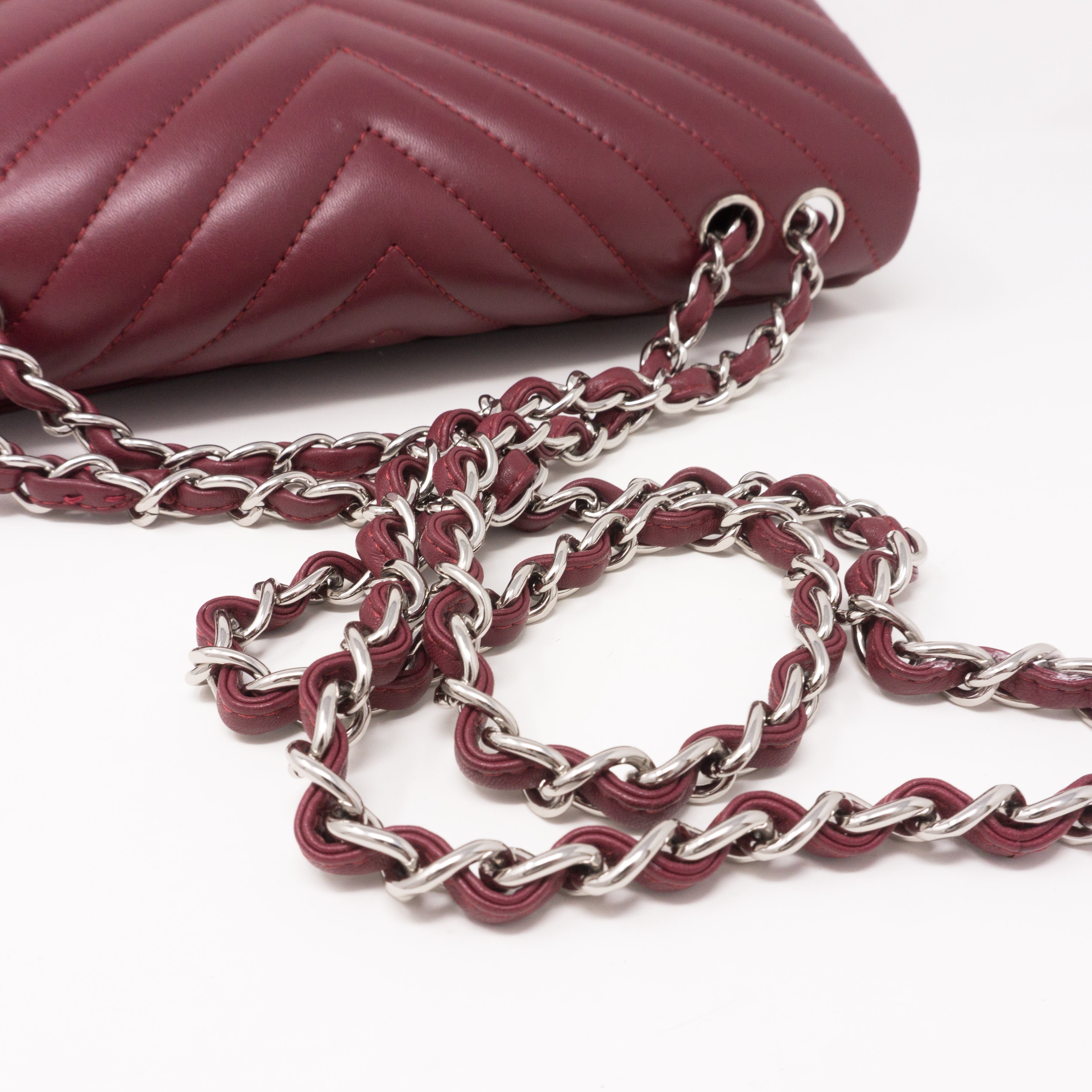 Chevron Single Flap Jumbo Red Lambskin