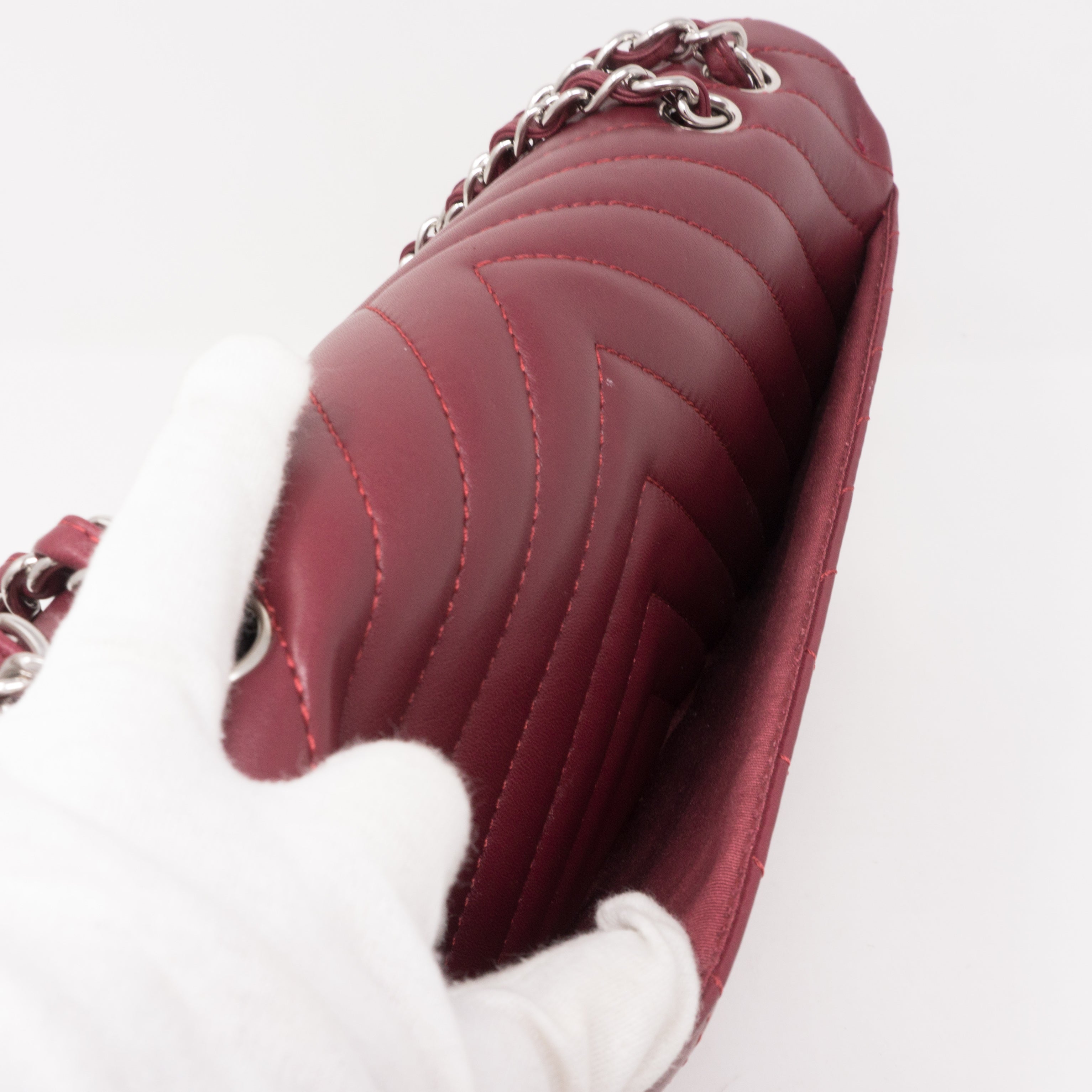 Chevron Single Flap Jumbo Red Lambskin