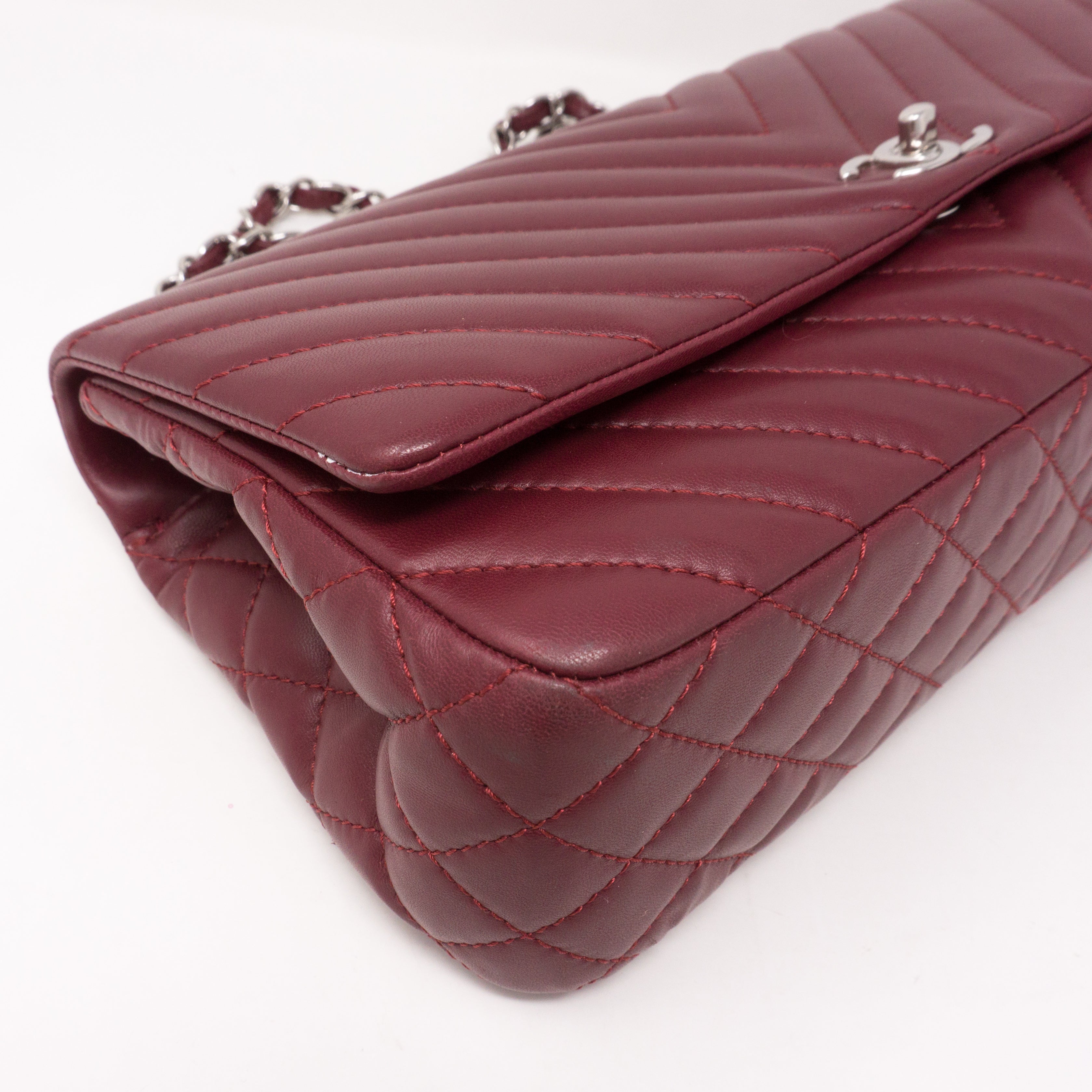 Chevron Single Flap Jumbo Red Lambskin