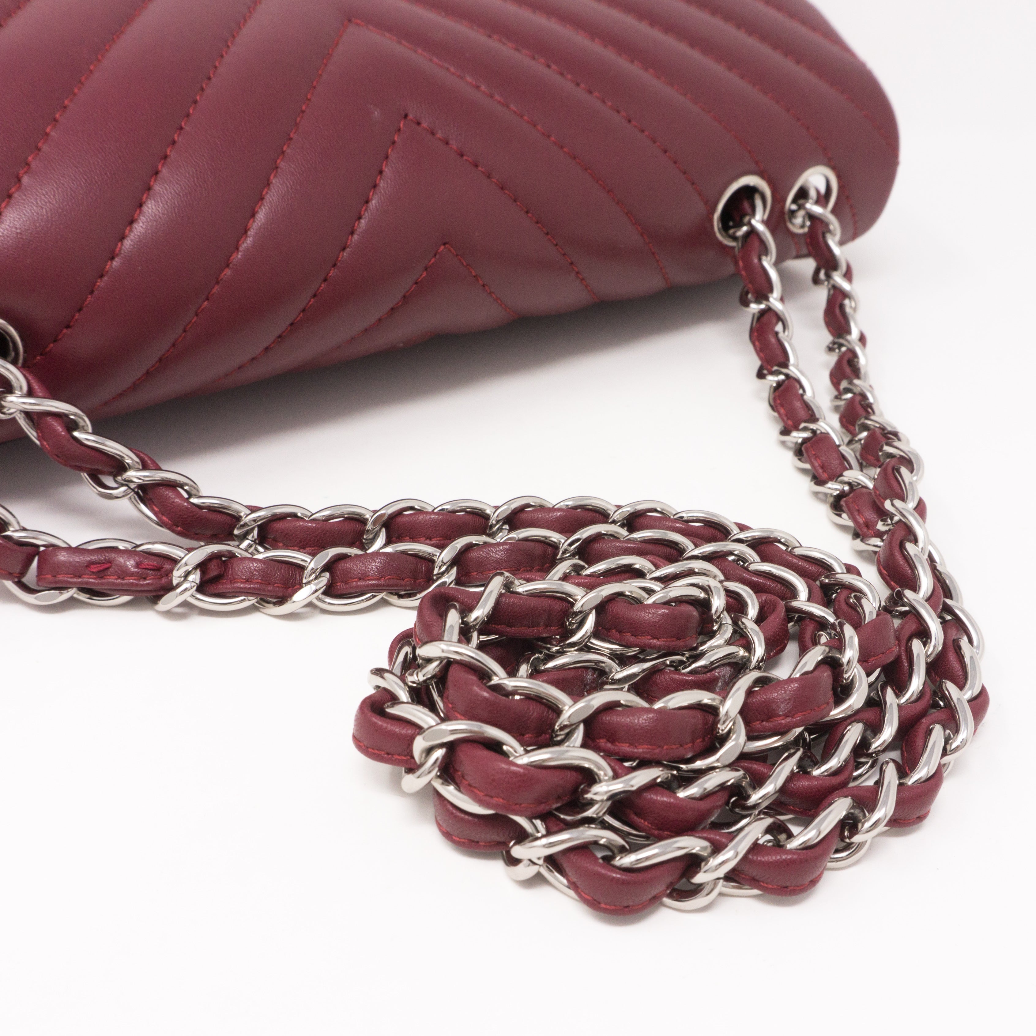 Chevron Single Flap Jumbo Red Lambskin
