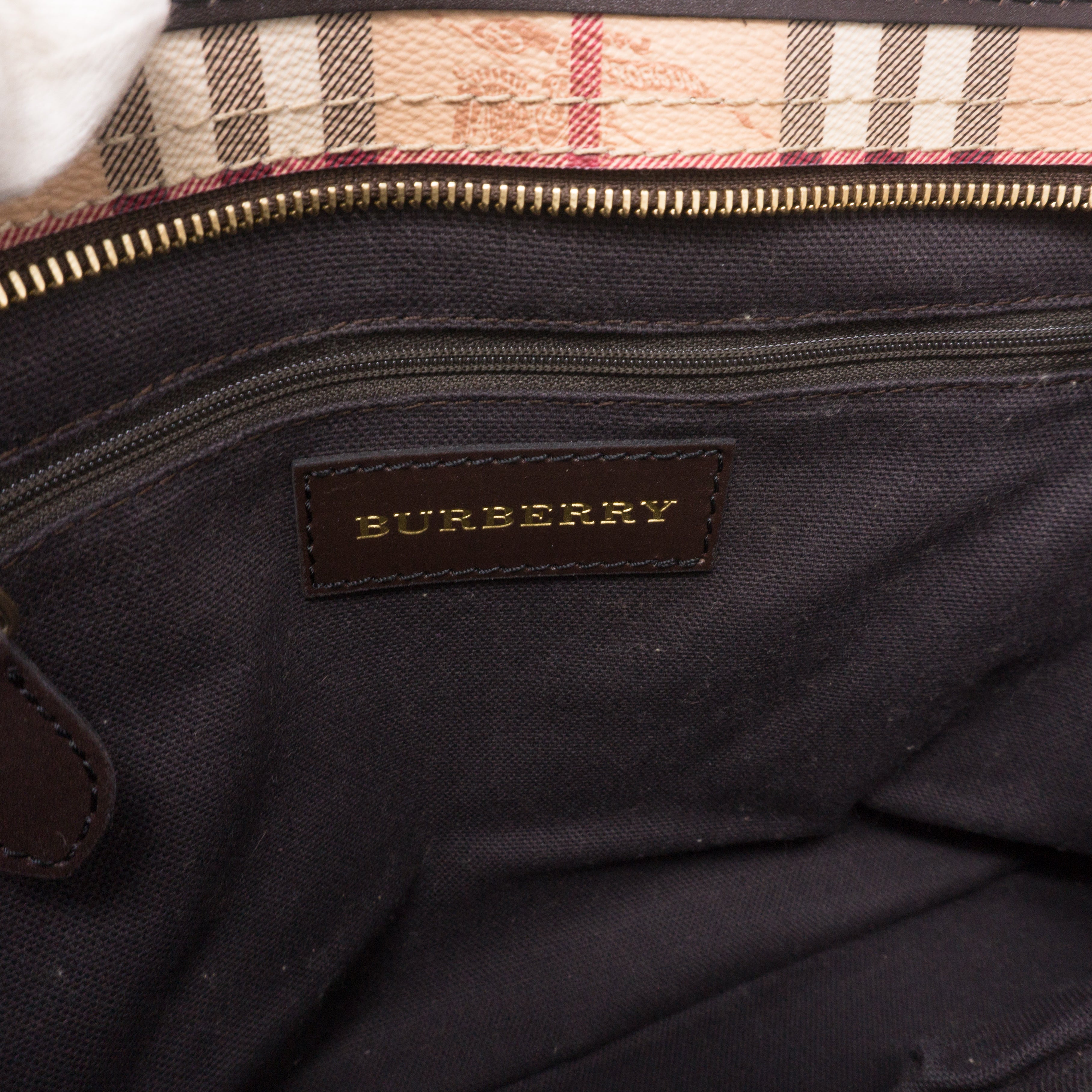 Burberry bag outlet inside