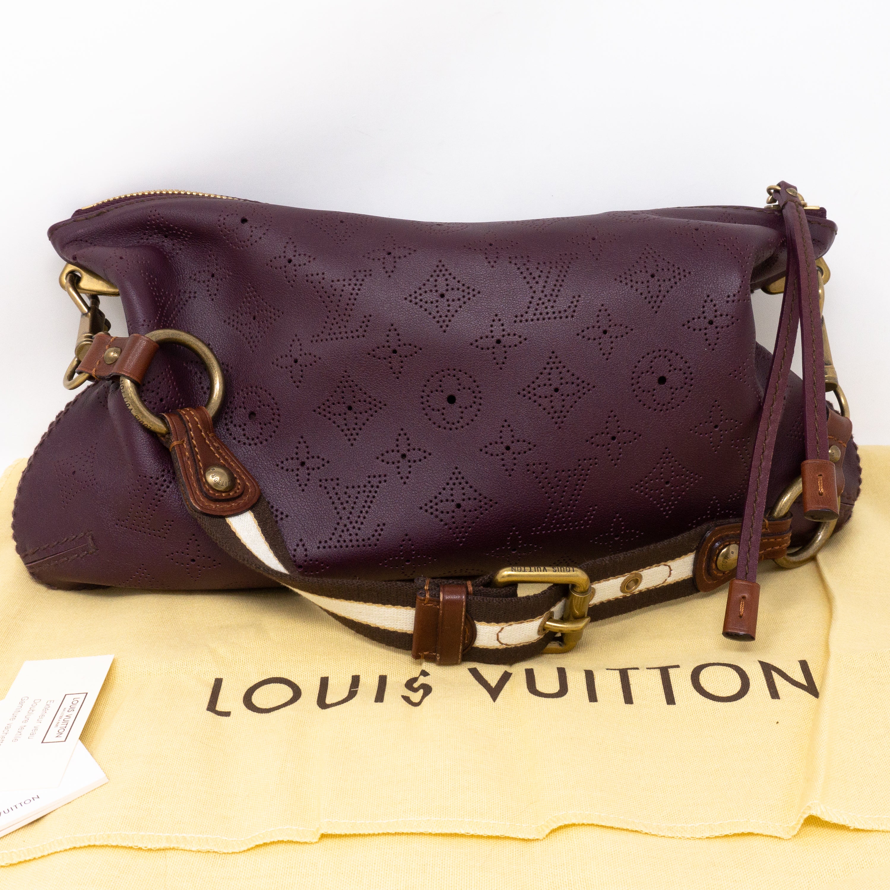 Pochette Onatah Mahina Leather Aubergine