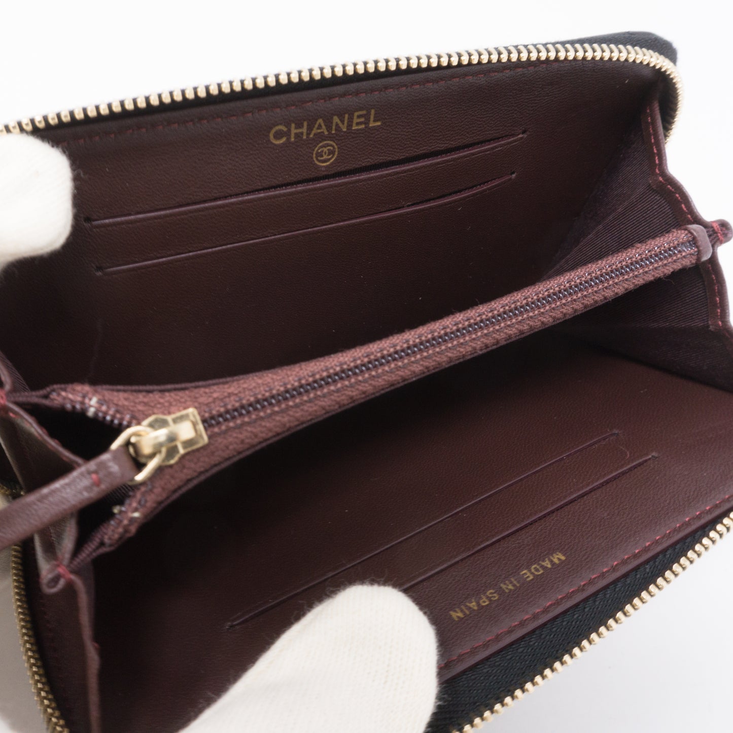 Small Trendy CC Zipped Wallet