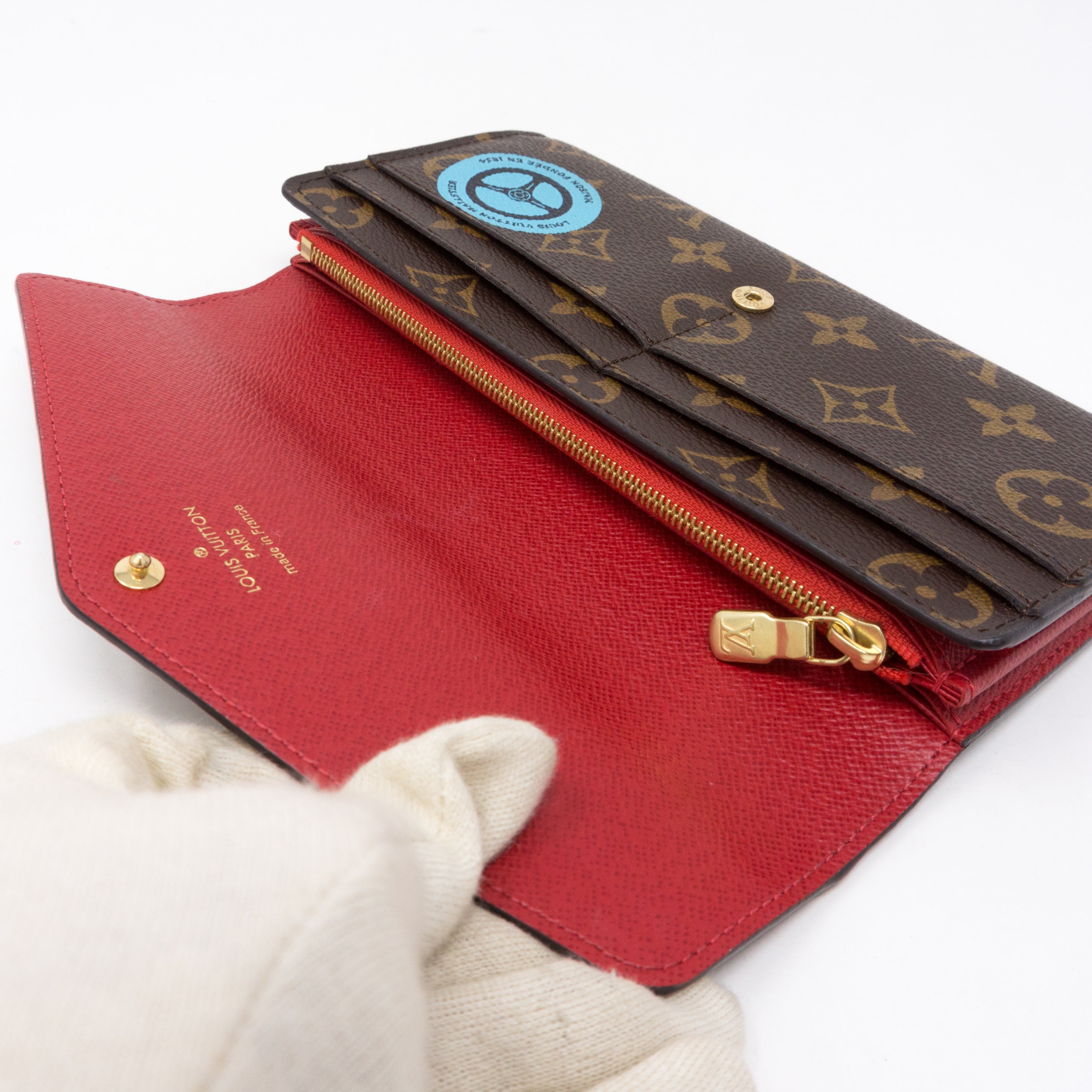 Sarah Wallet Monogram World Tour