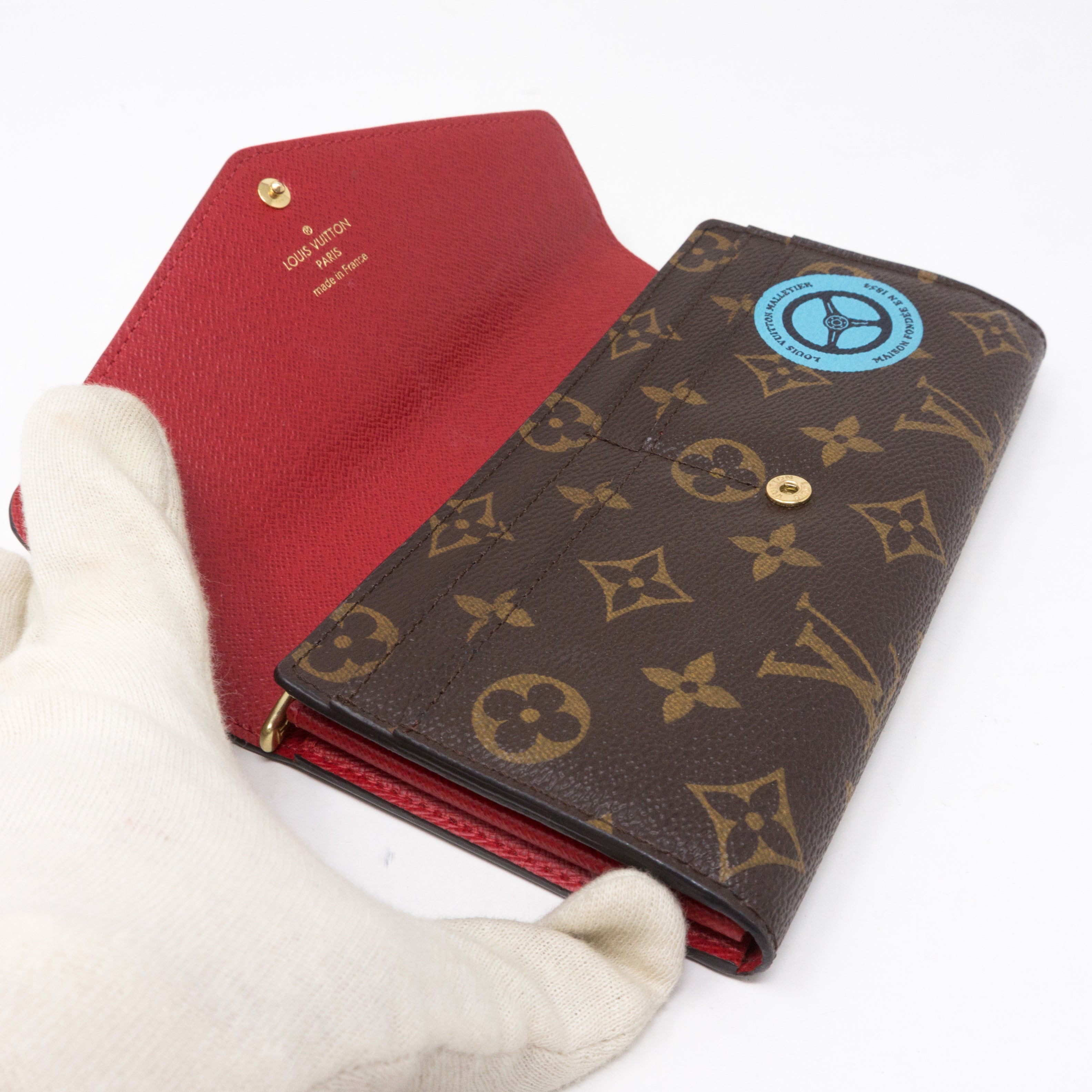 Sarah Wallet Monogram World Tour