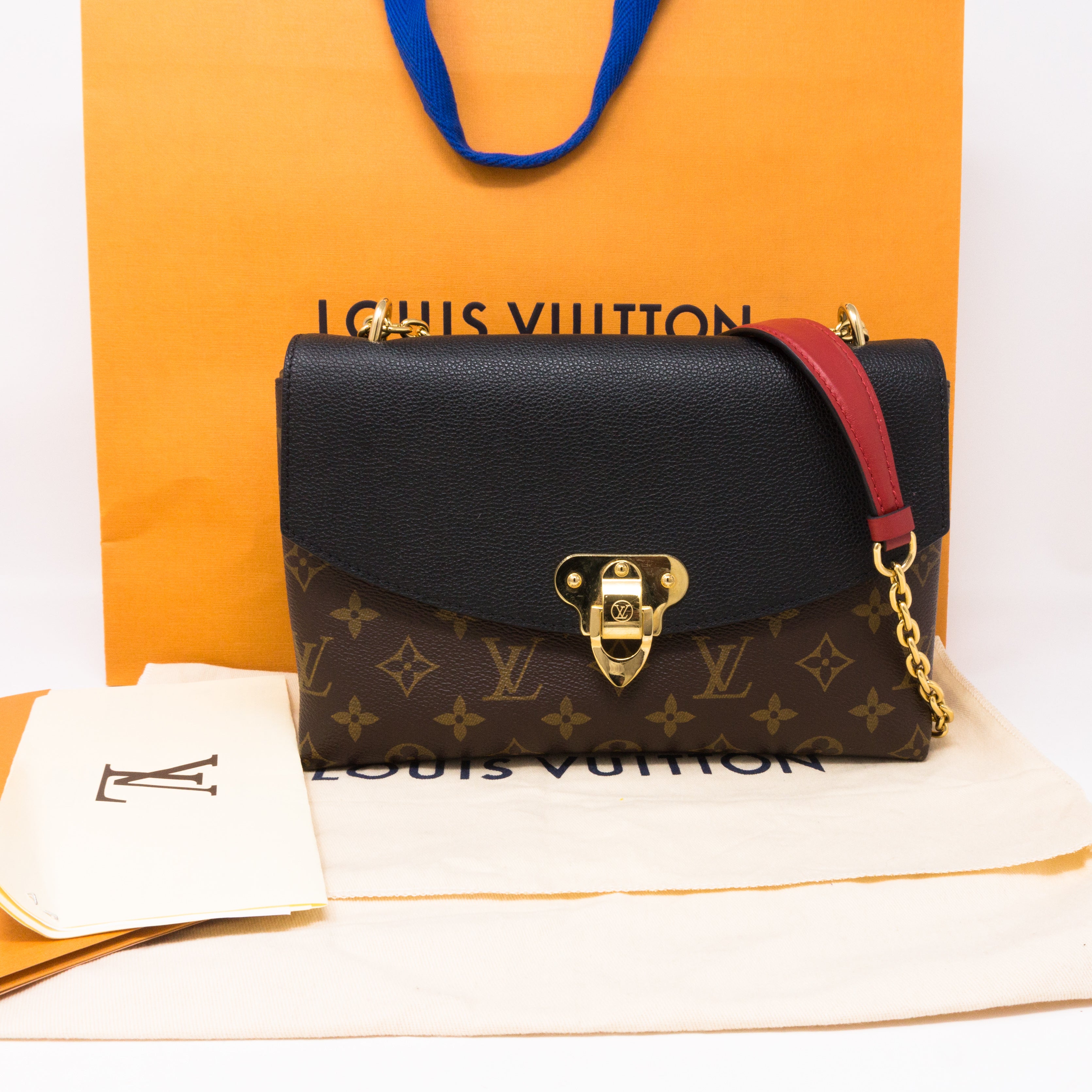 Saint Placide Monogram Black