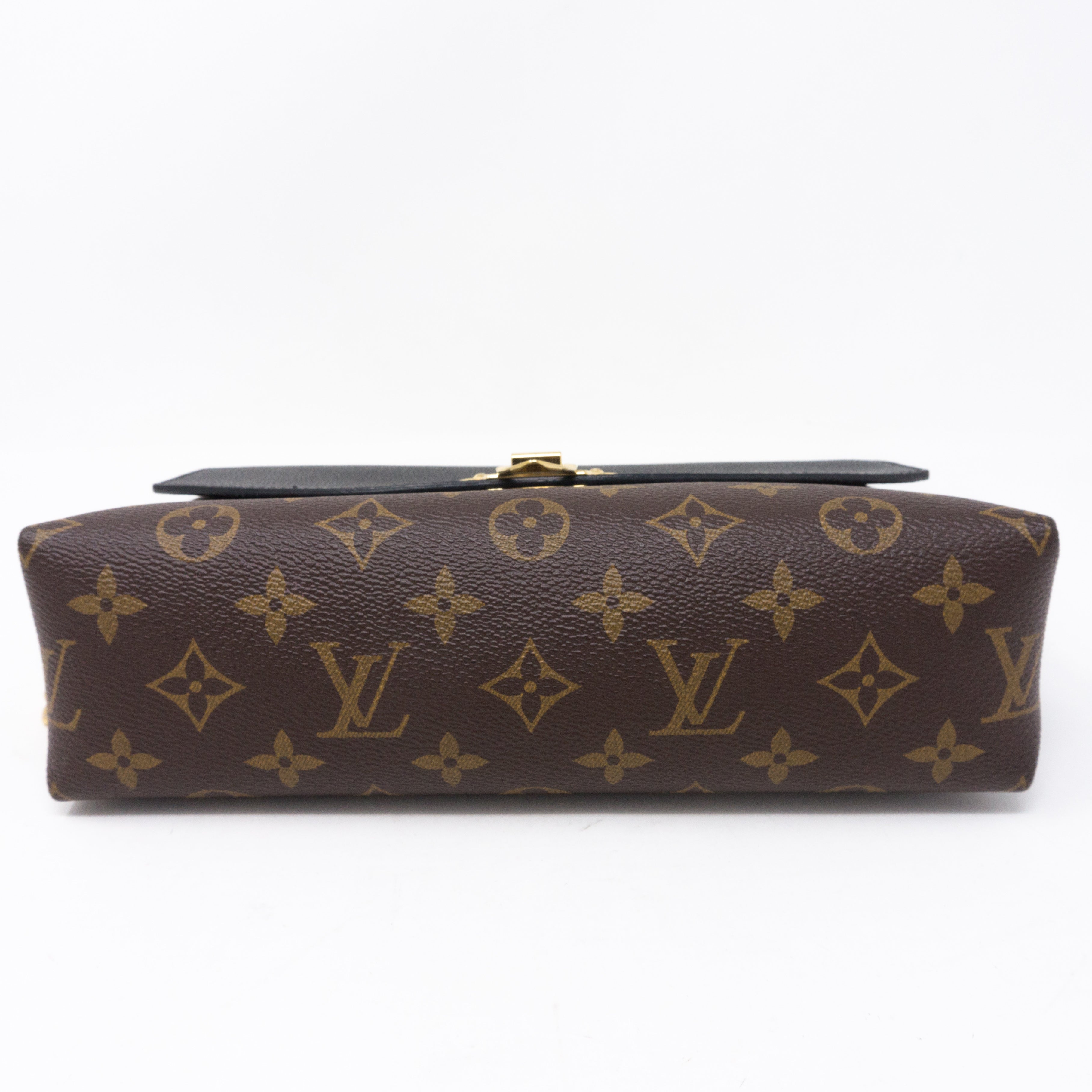 Saint Placide Monogram Black