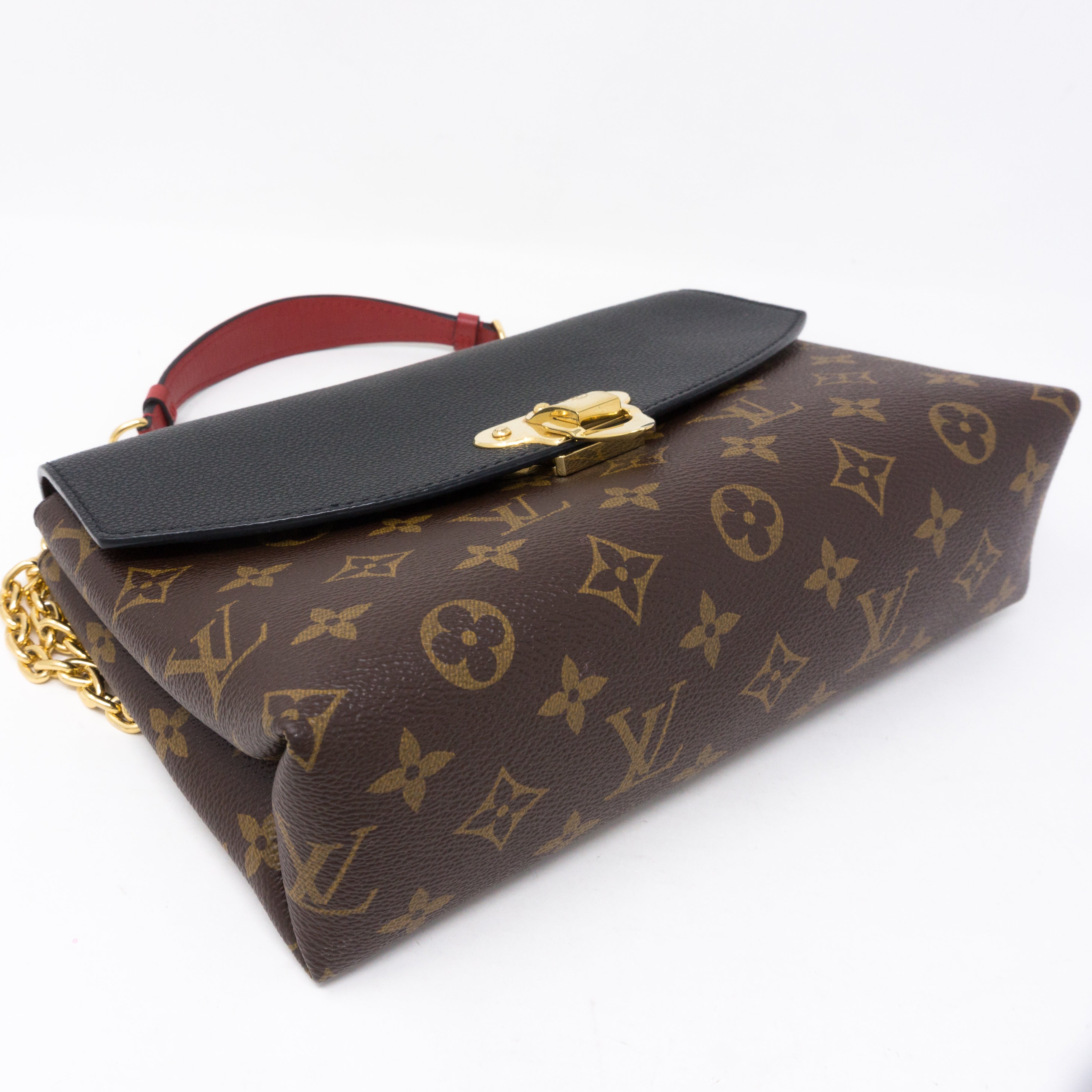 Saint Placide Monogram Black