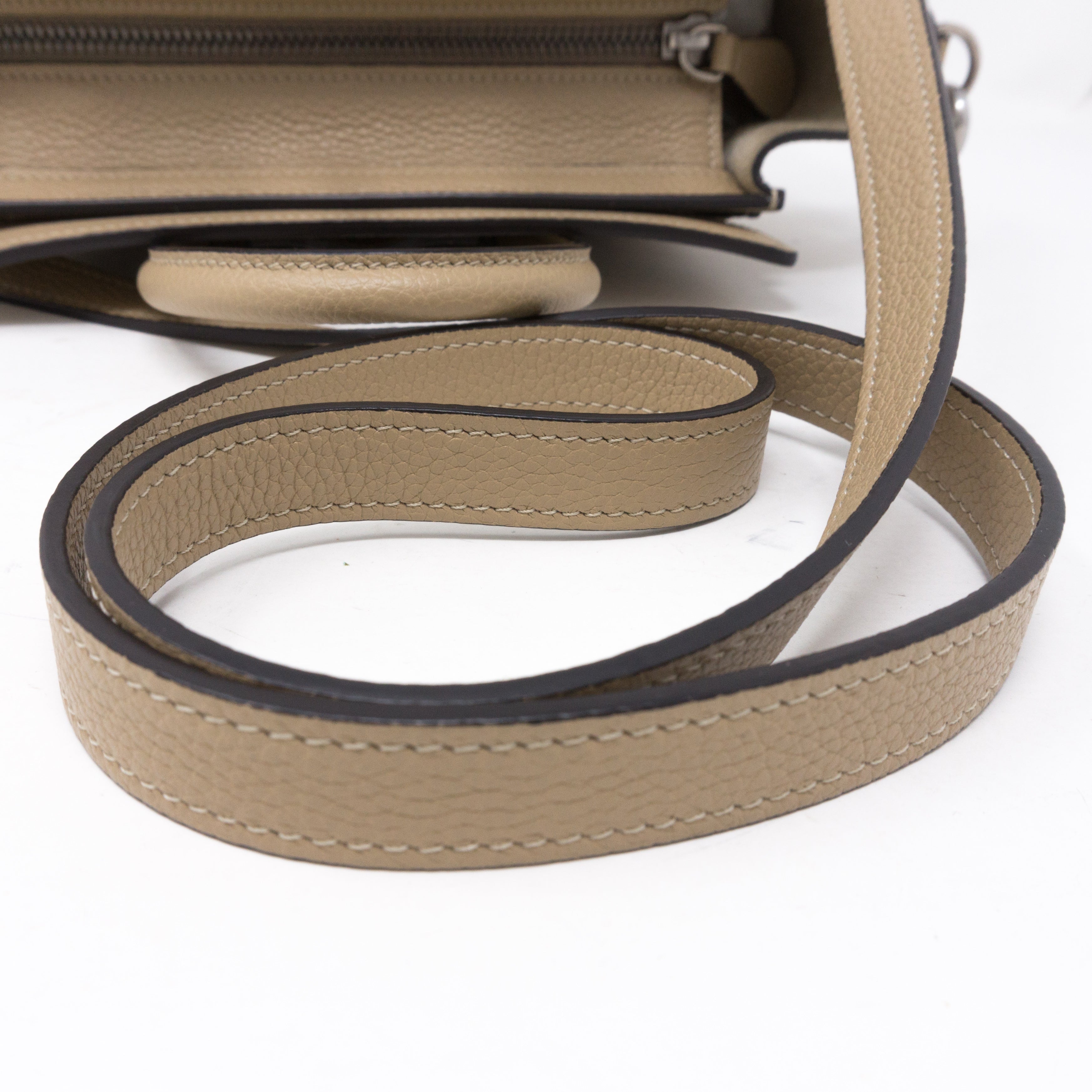 Nano Luggage Dune Leather
