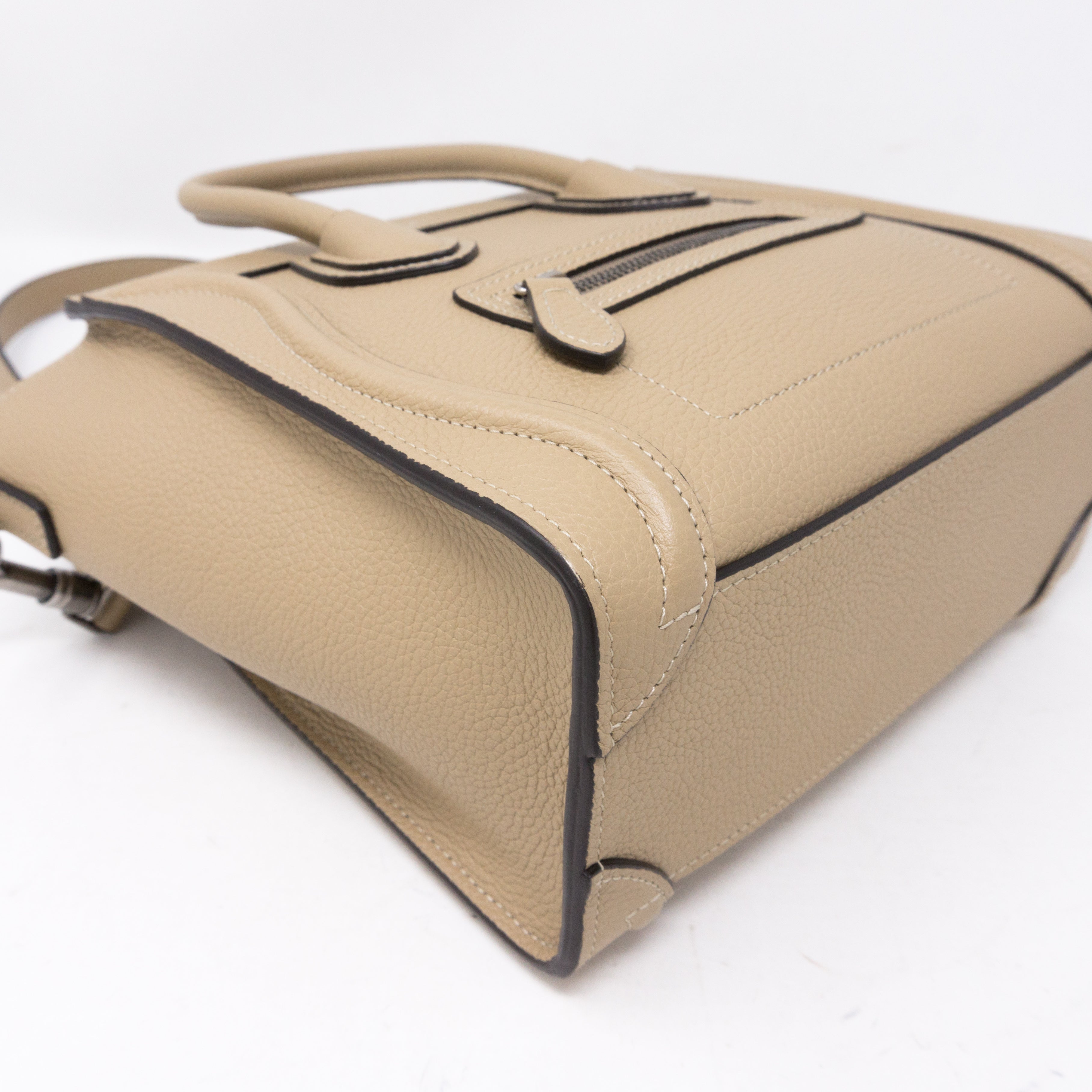 Nano Luggage Dune Leather
