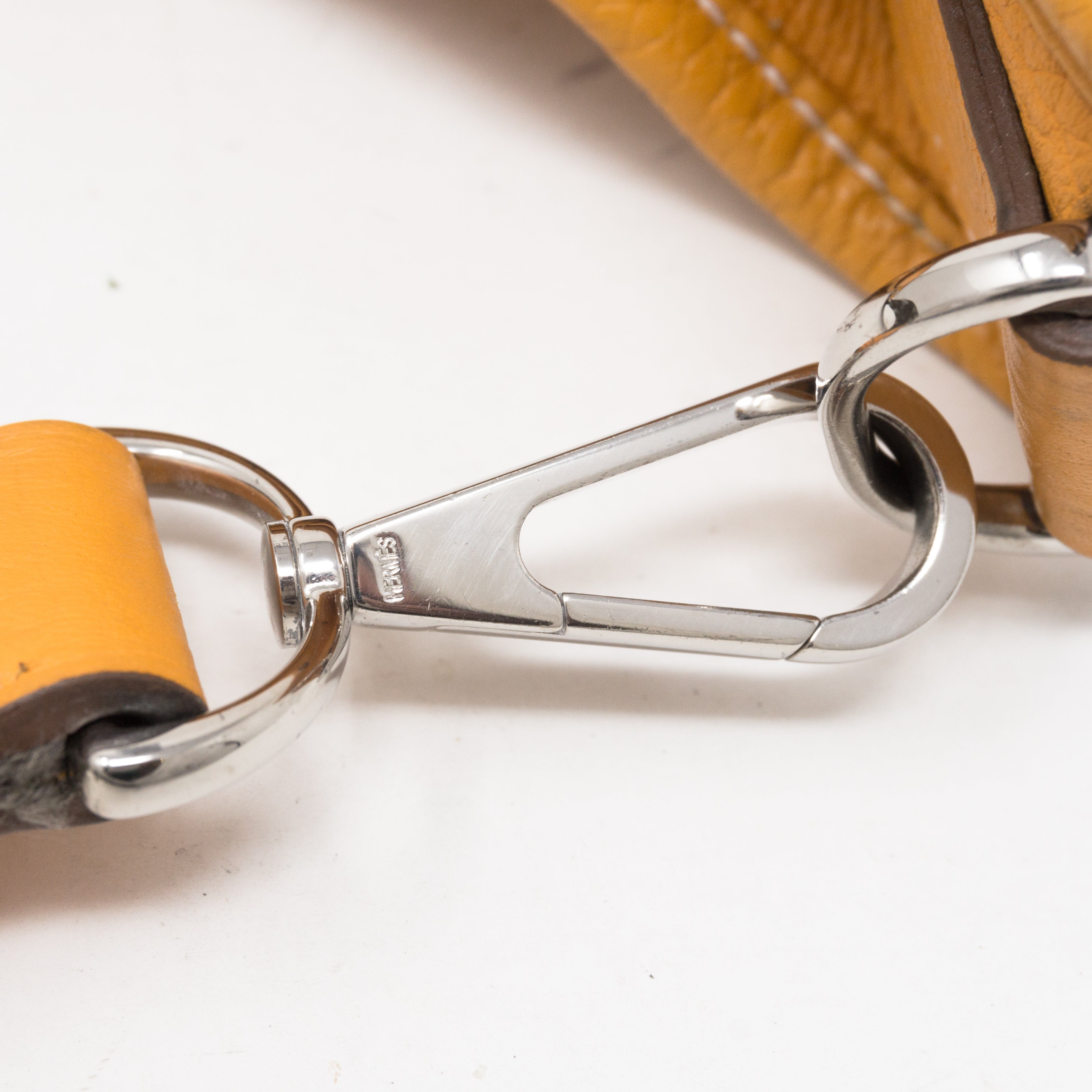 Evelyne III 29 Mustard Yellow