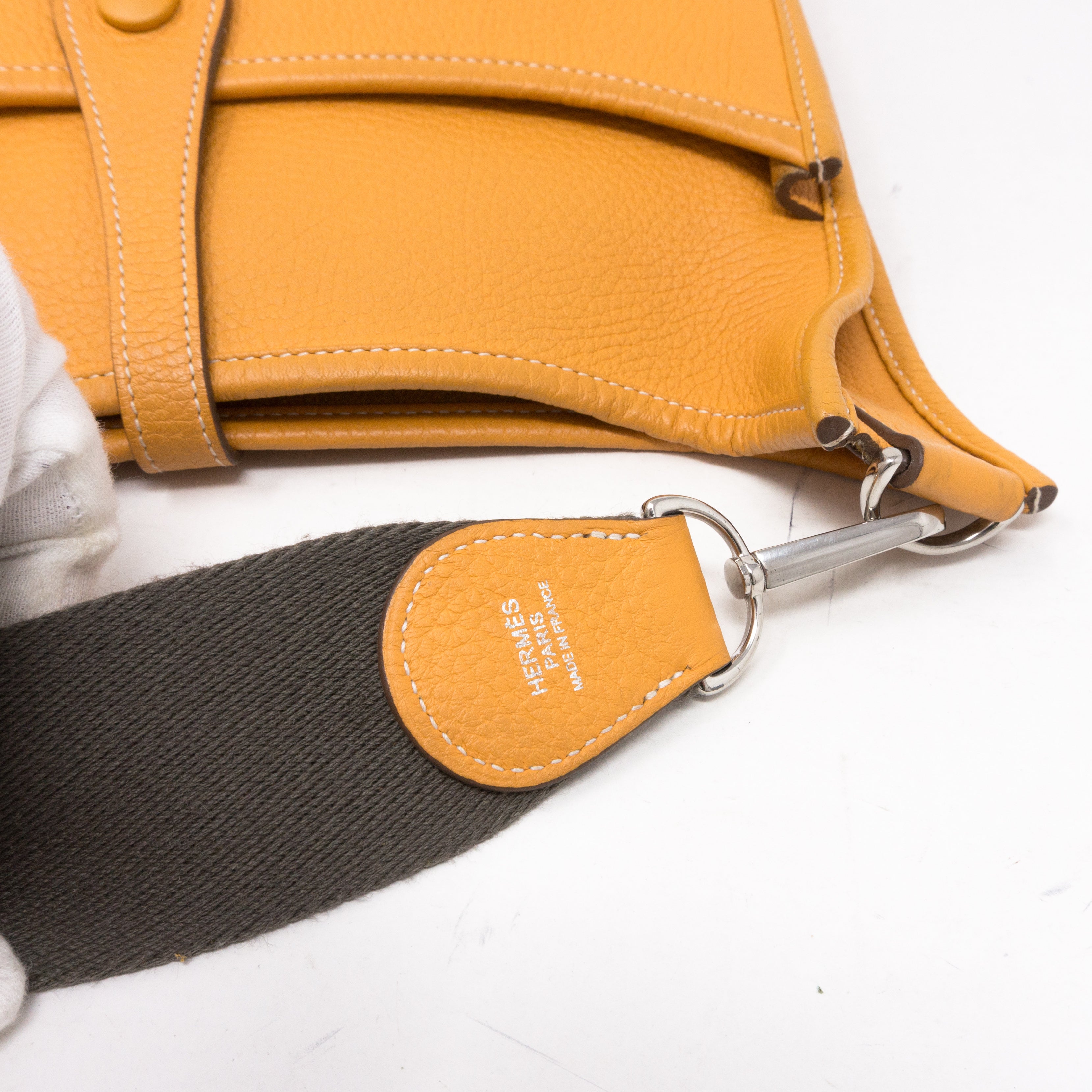 Evelyne III 29 Mustard Yellow
