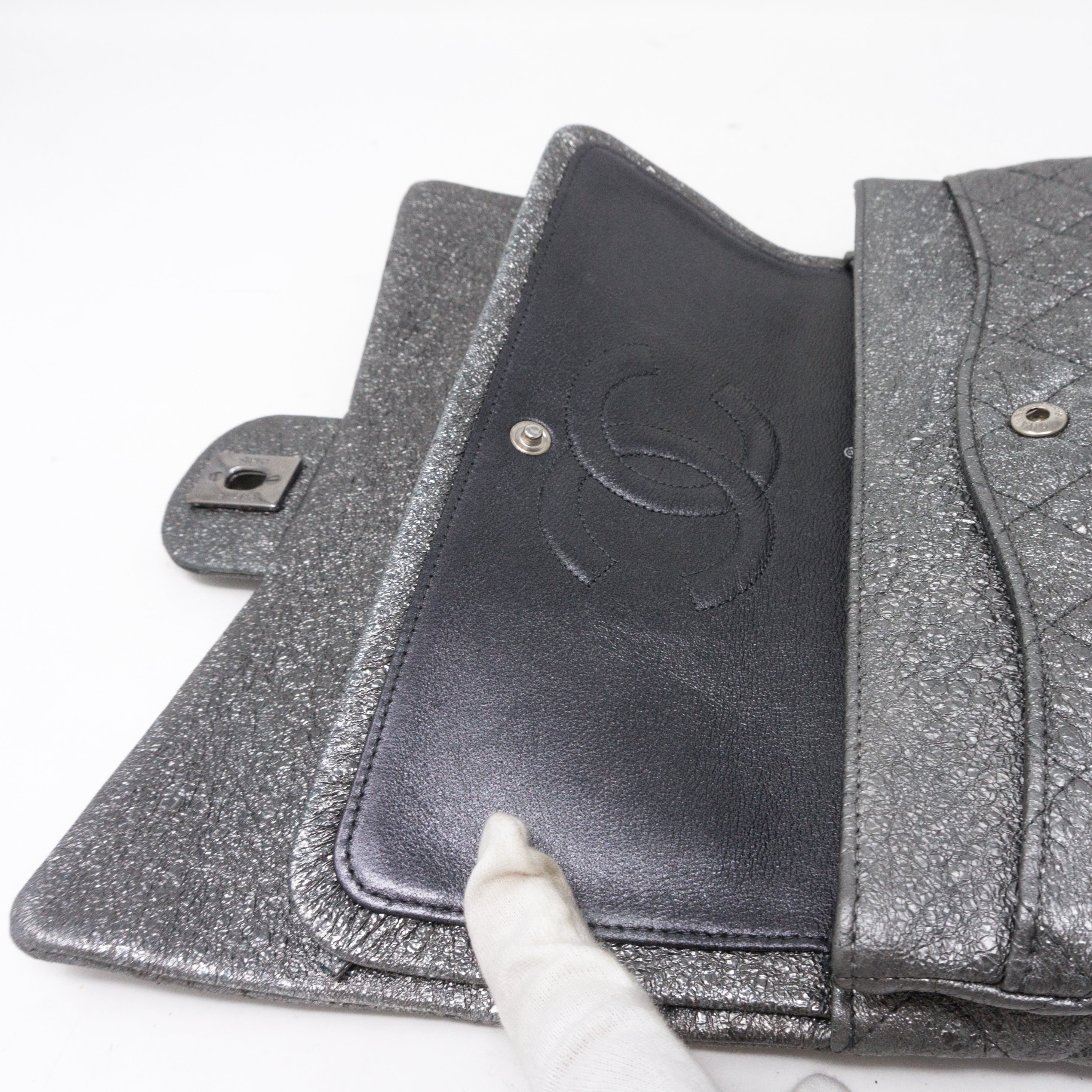 Classic Double Flap Medium Metallic