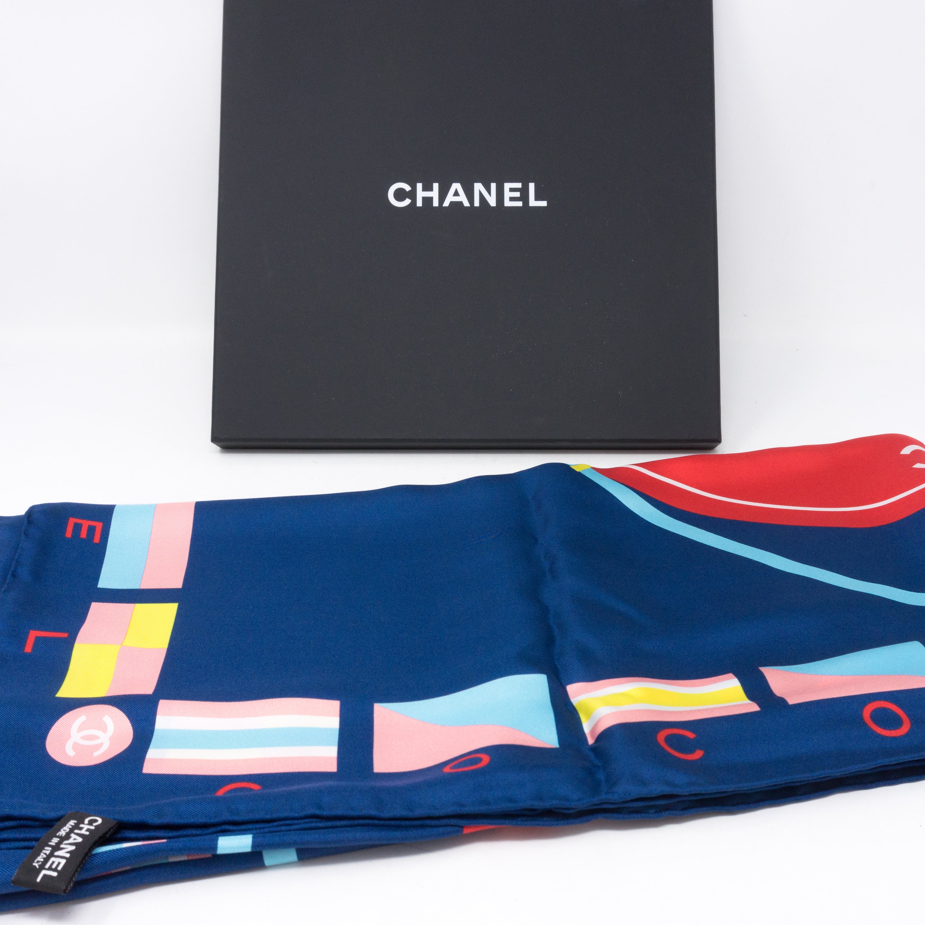 Silk Scarf 90 Cruise Lifesaver