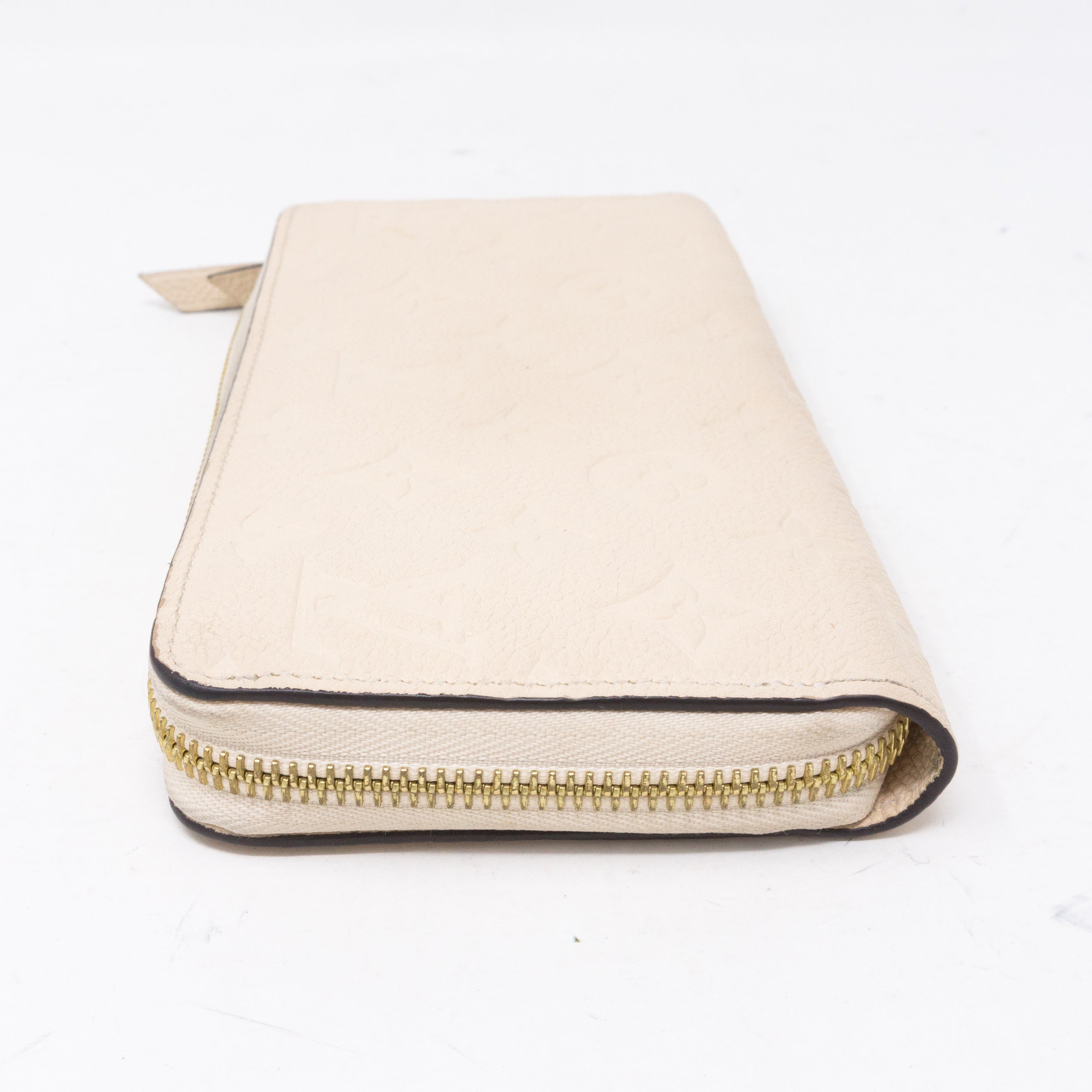 Zippy Wallet White Monogram Empreinte QS01994 5 c9c634e9 09f0 463a 9129 f94f1f925f7f