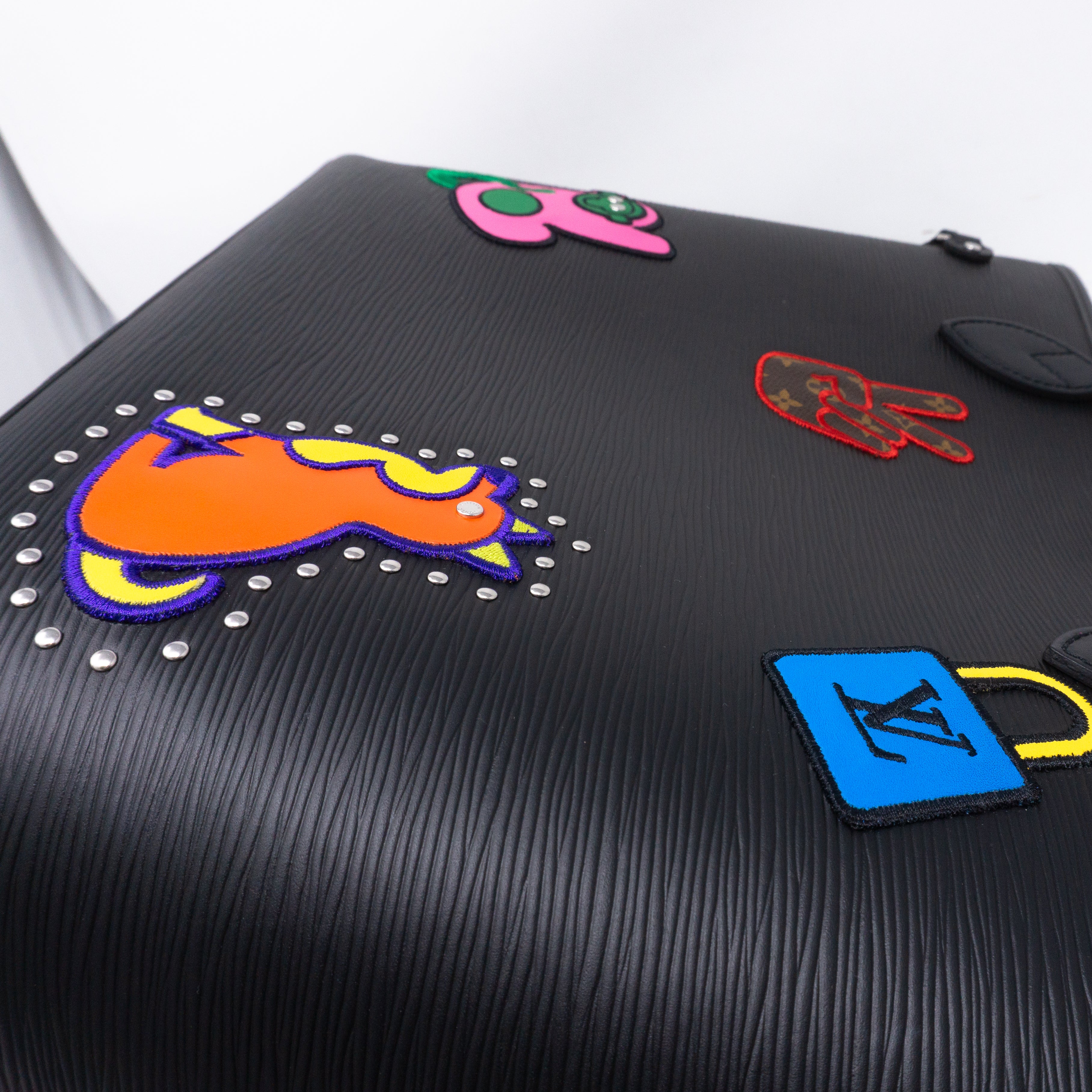 Neverfull MM Epi Patches with Pochette