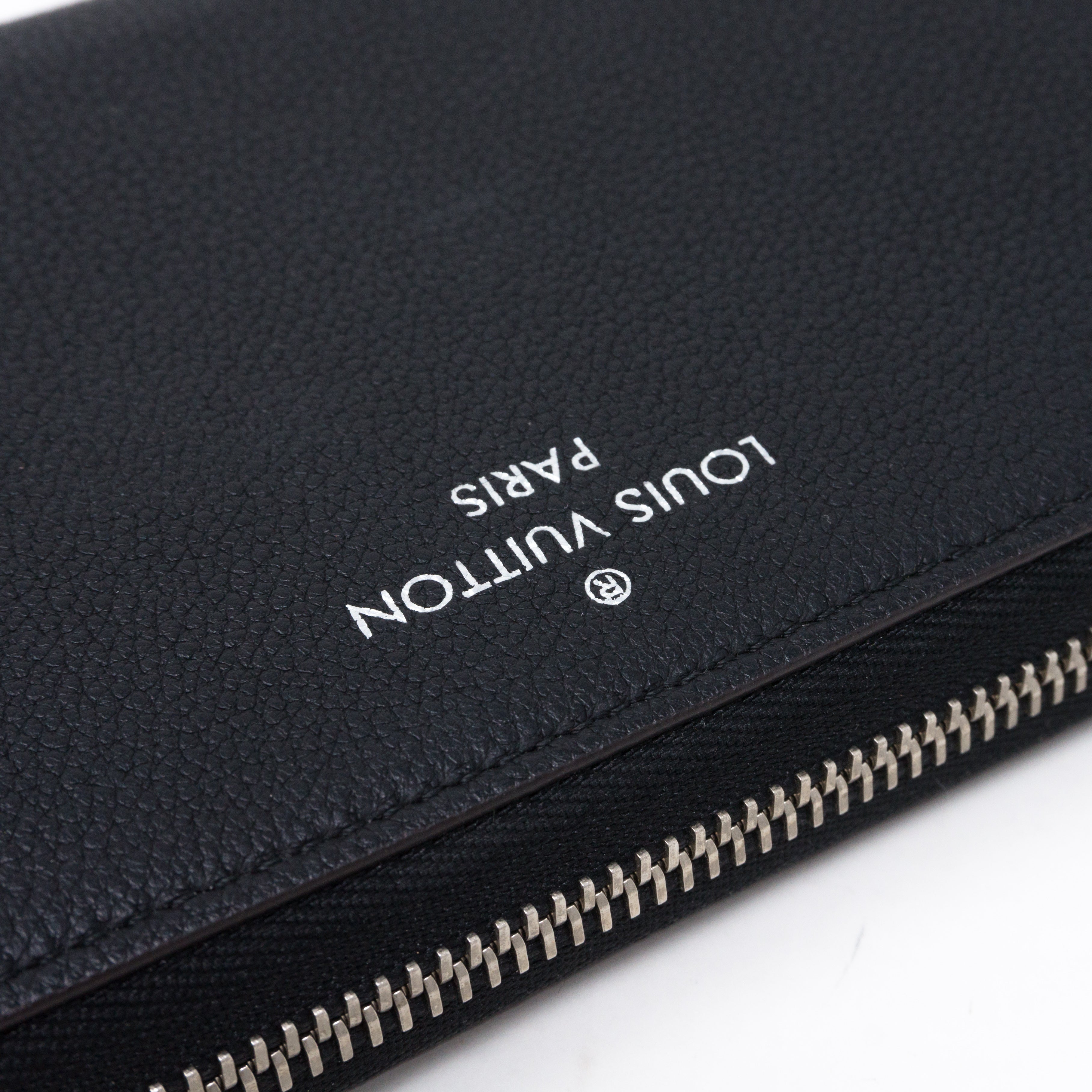 Comete Wallet Noir Veau Cachemire