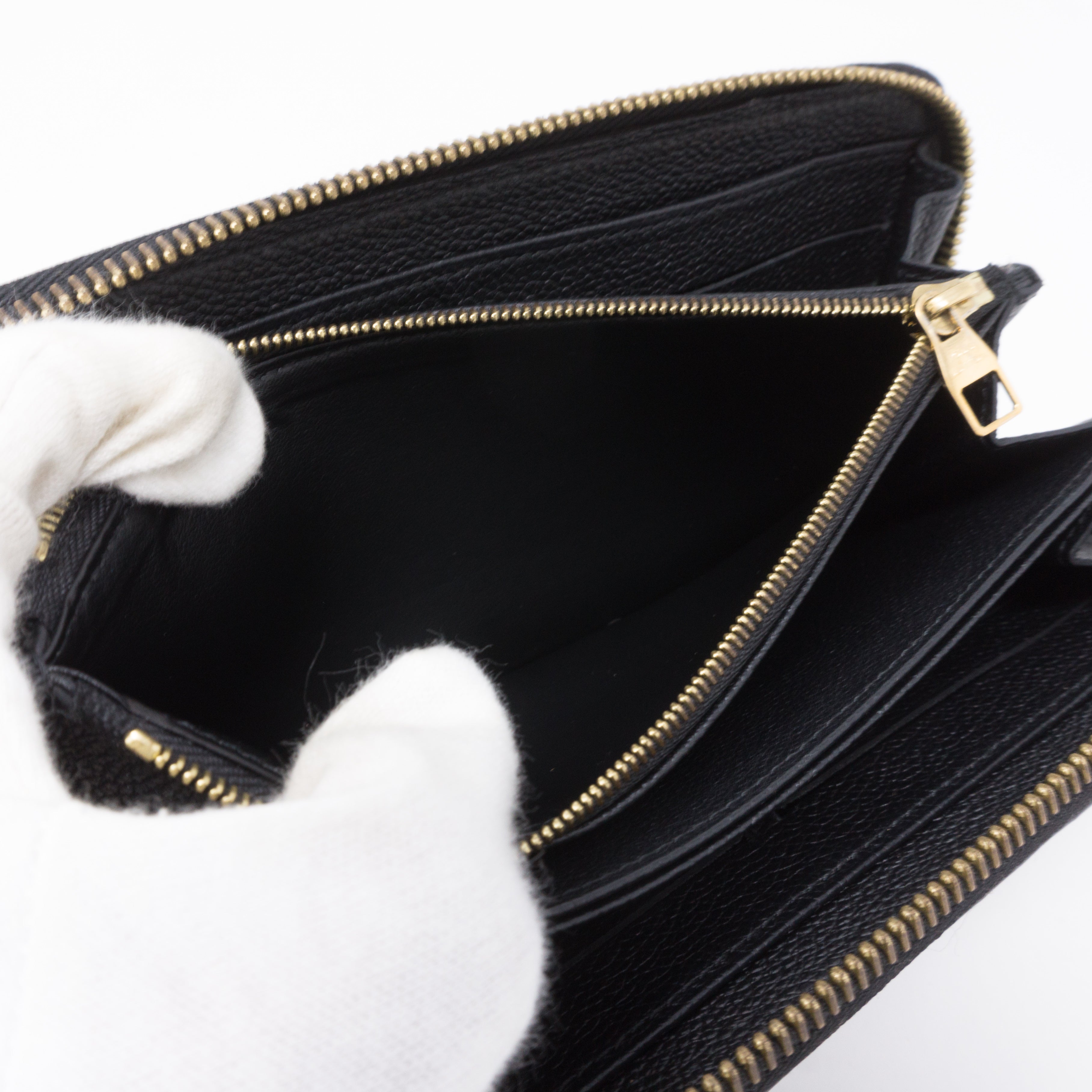 Zippy Wallet Black Monogram Empreinte