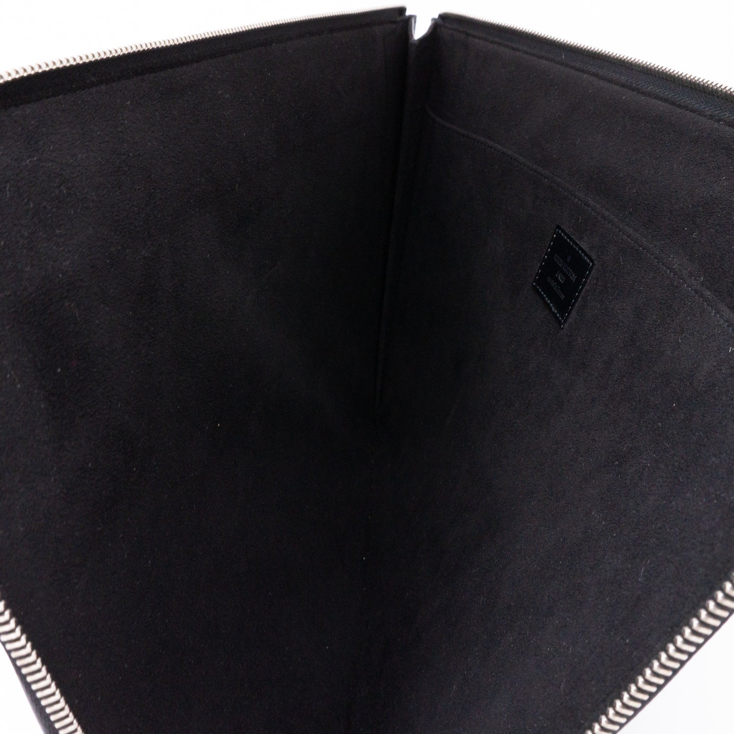 Pochette Jour GM Black Epi Leather