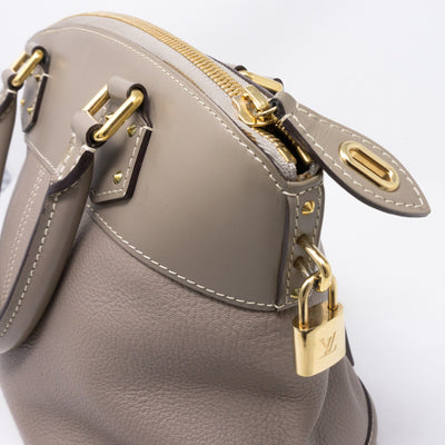 Suhali Lockit PM Greige Leather