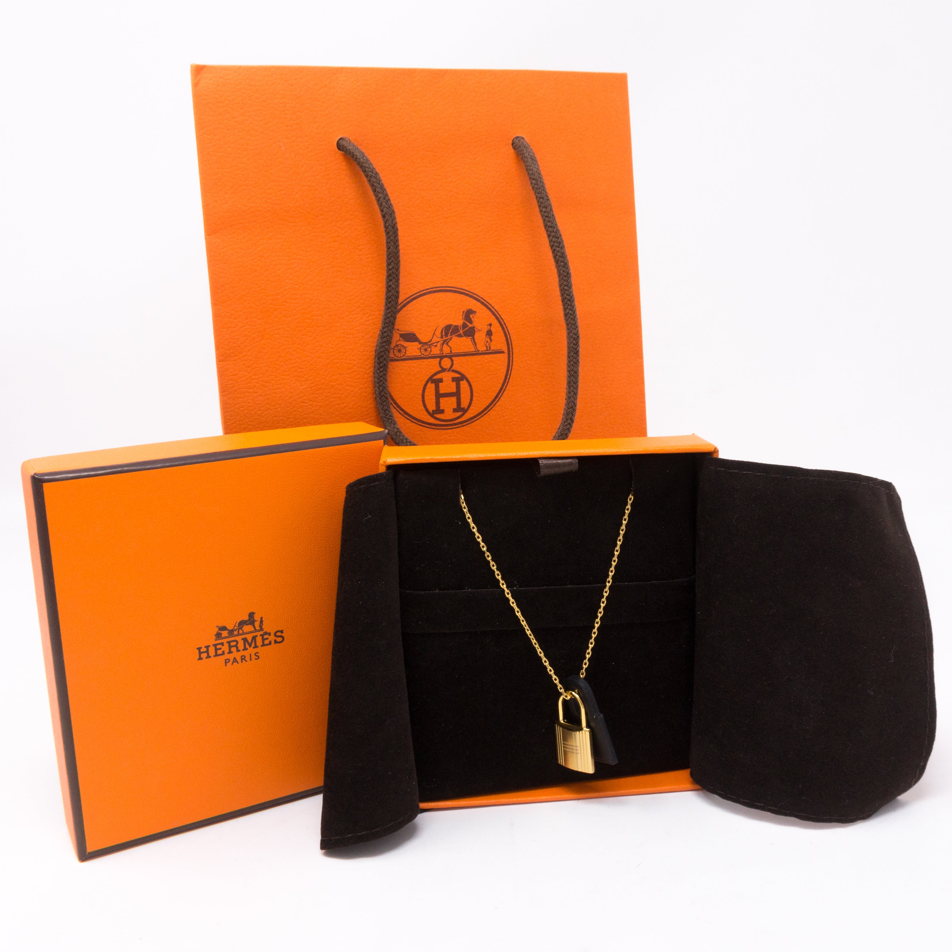 O'Kelly Pendant Gold Black