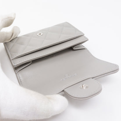 Classic Flap Card Case Gray Lambskin