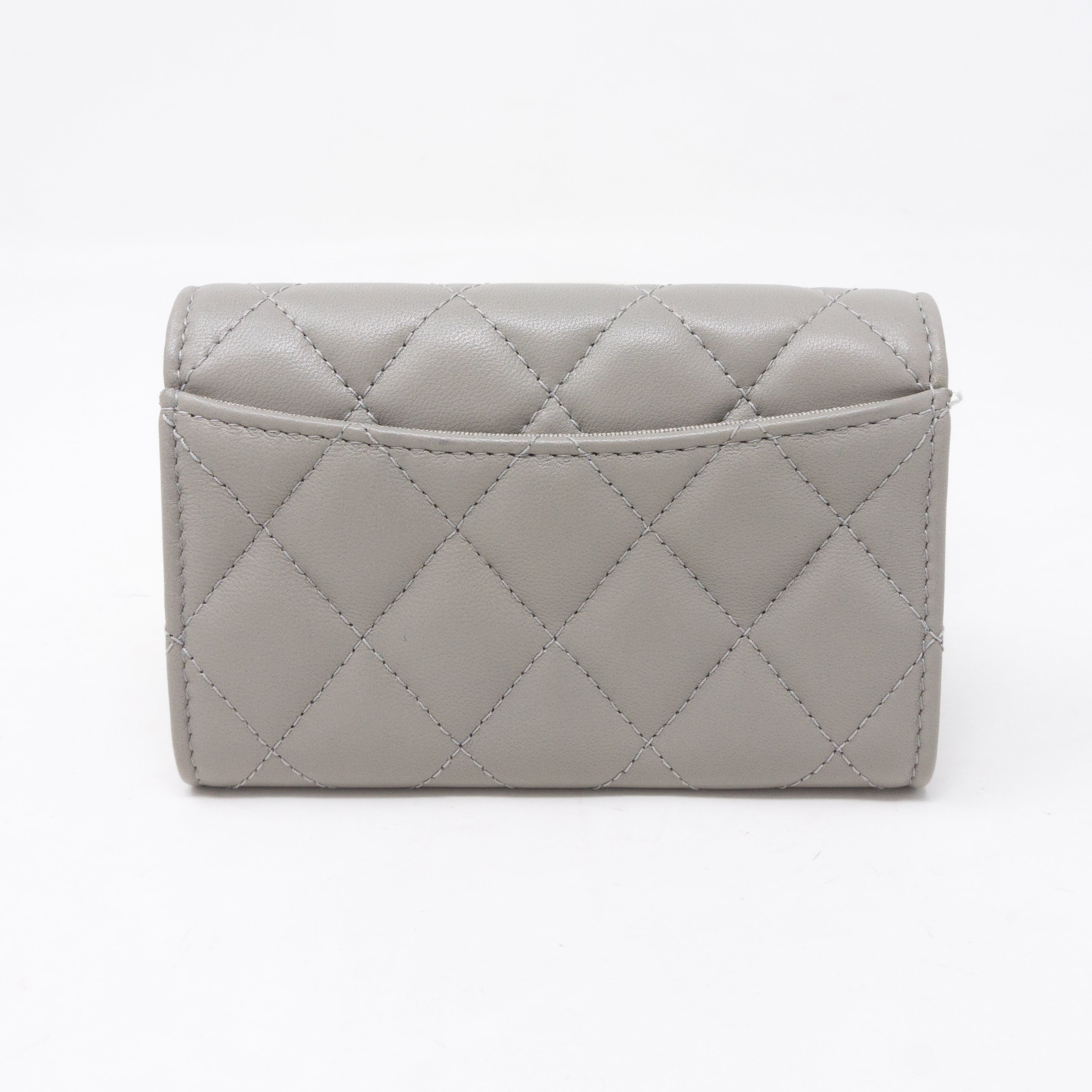 Classic Flap Card Case Gray Lambskin