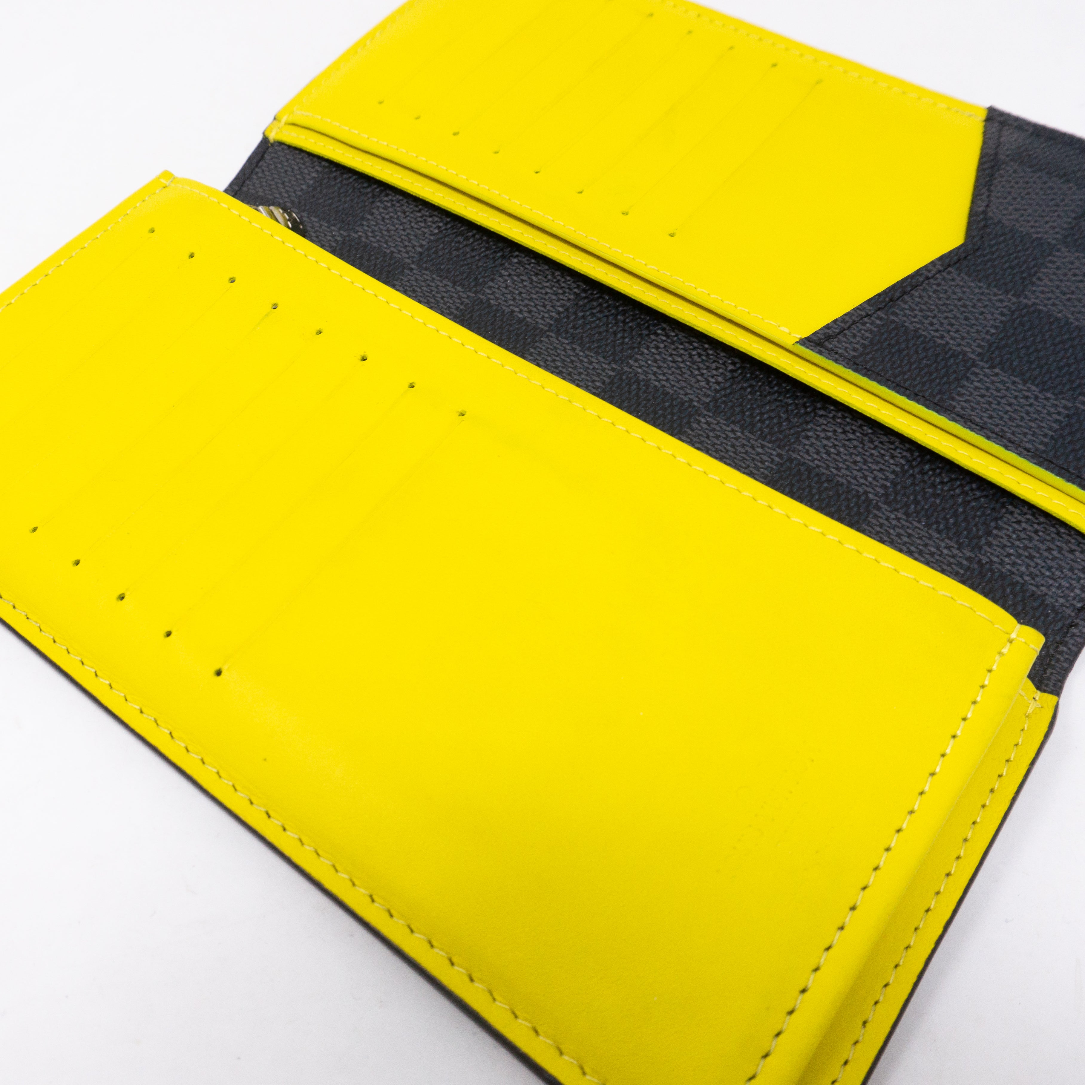 Brazza Wallet Damier Graphite Yellow Stripe