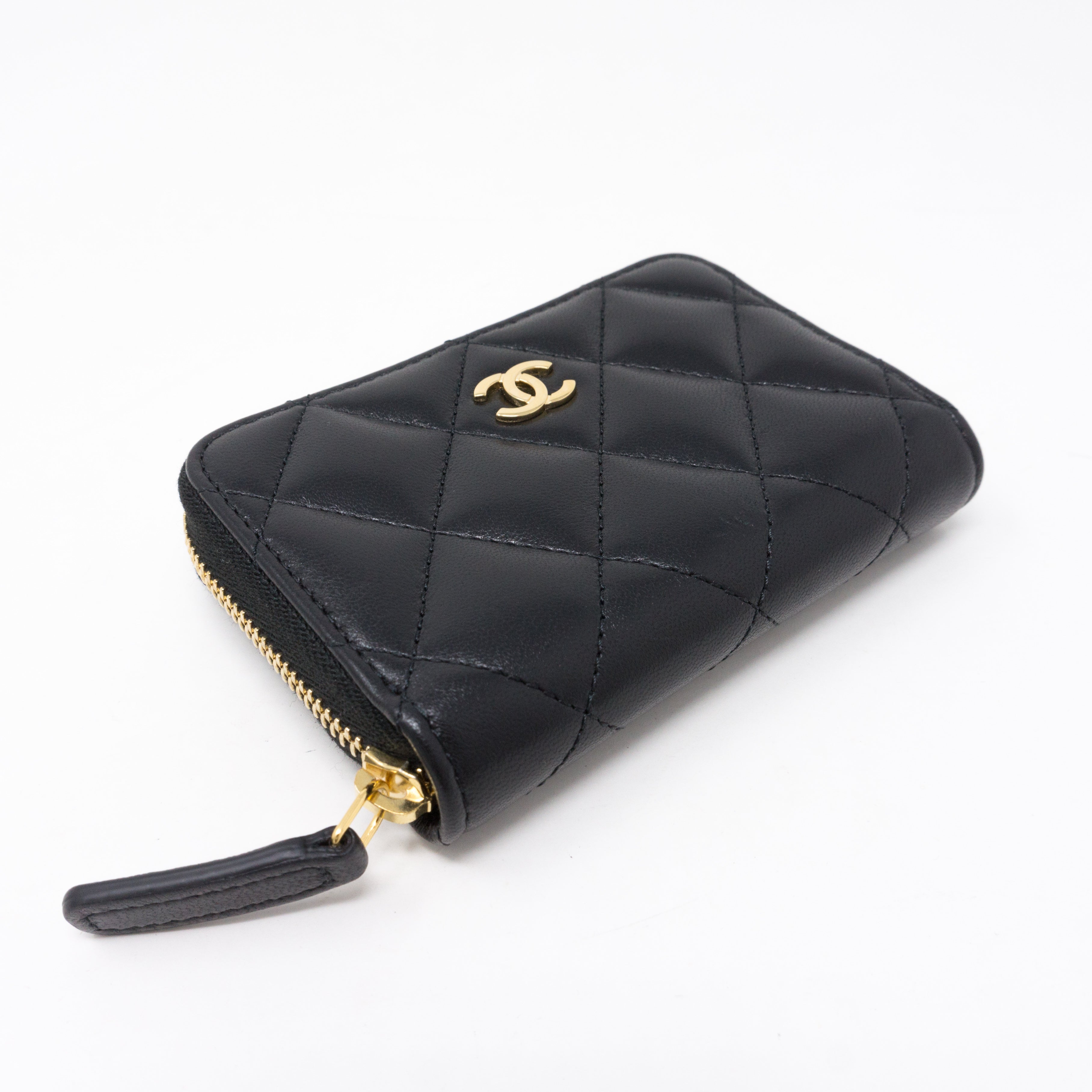 Classic Zipped Coin Purse Black Leather