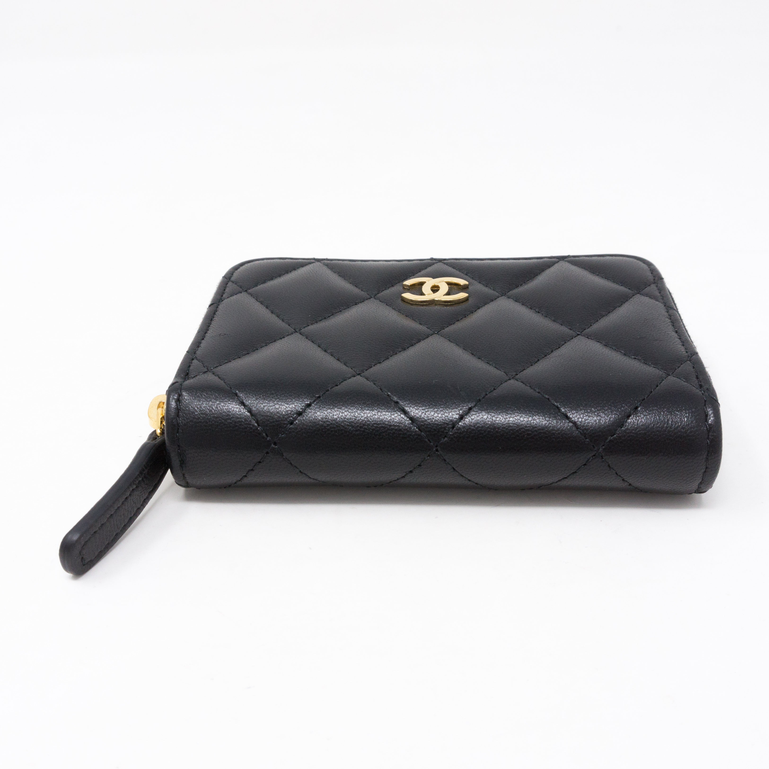 Classic Zipped Coin Purse Black Leather