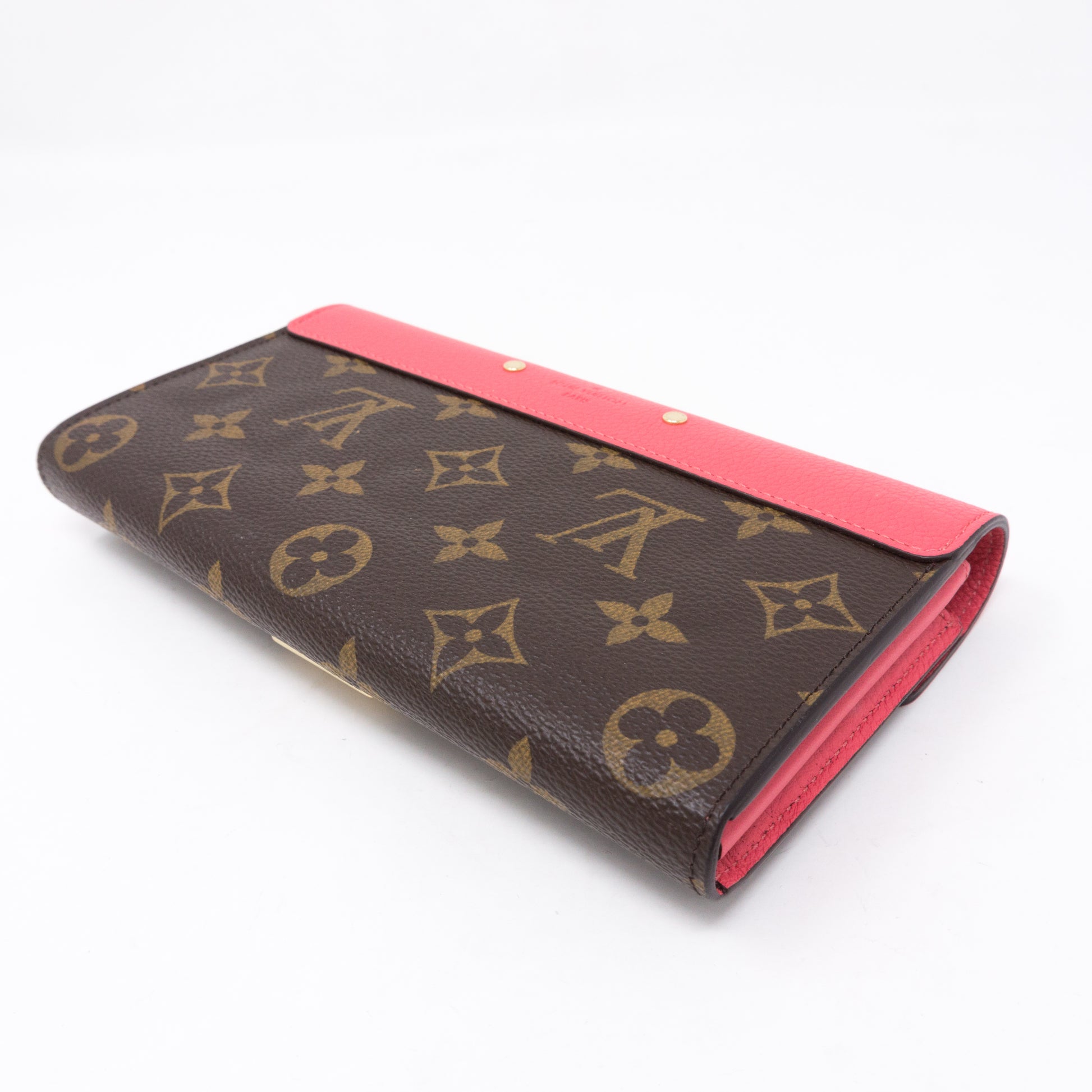 LULUX-The Luxury Hub - Louis Vuitton LV Women Pallas Compact Wallet In  Monogram Canvas With Colored Calf Leather  vuitton-lv-women-pallas-compact-wallet-in-monogram-canvas-with-colored-calf-leather/