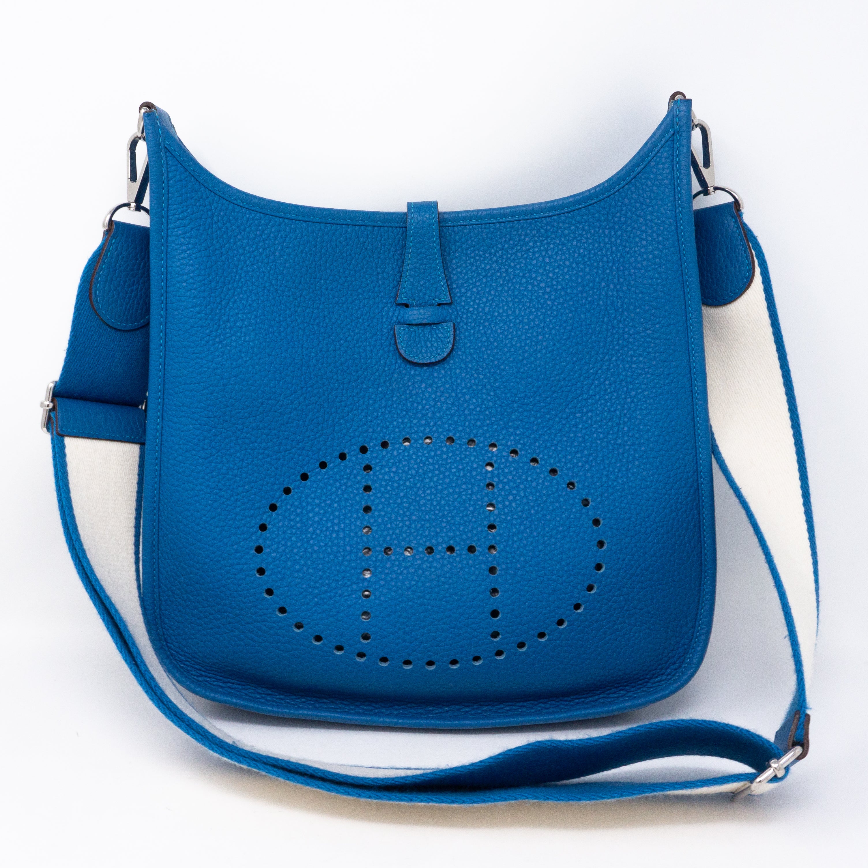 Evelyne III 29 Blue