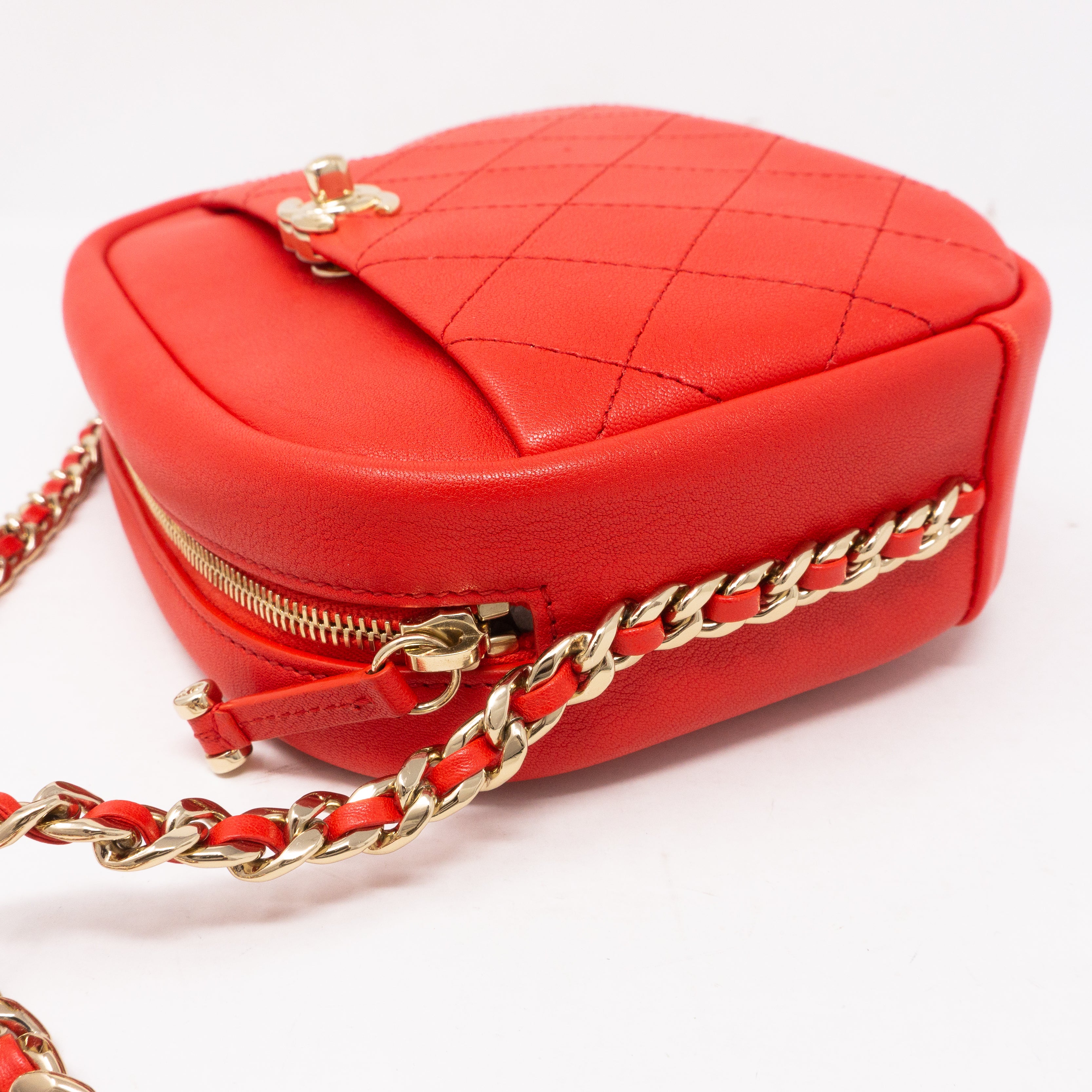 Casual Trip Camera Case Red Leather