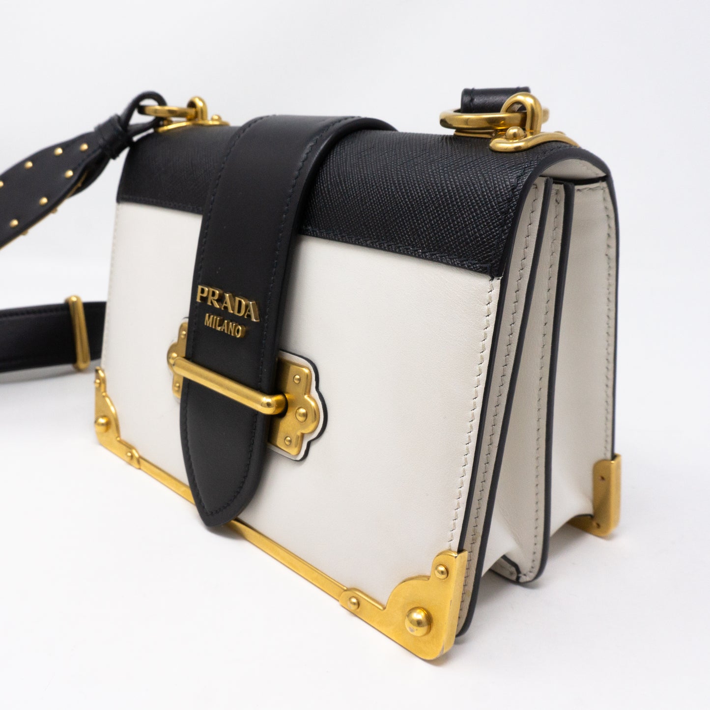 Cahier White Black Leather Bag