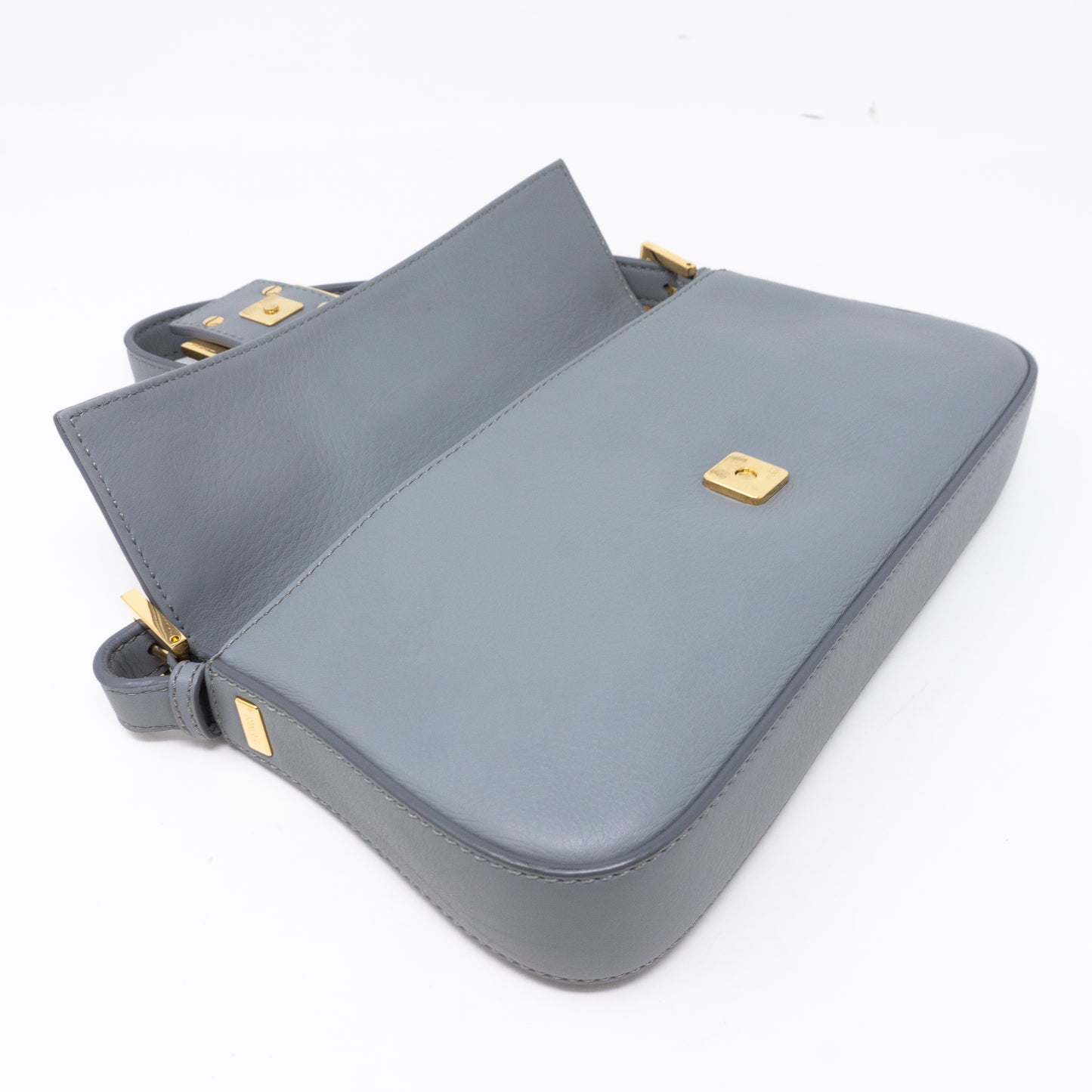 Baguette Crossbody Light Gray Leather