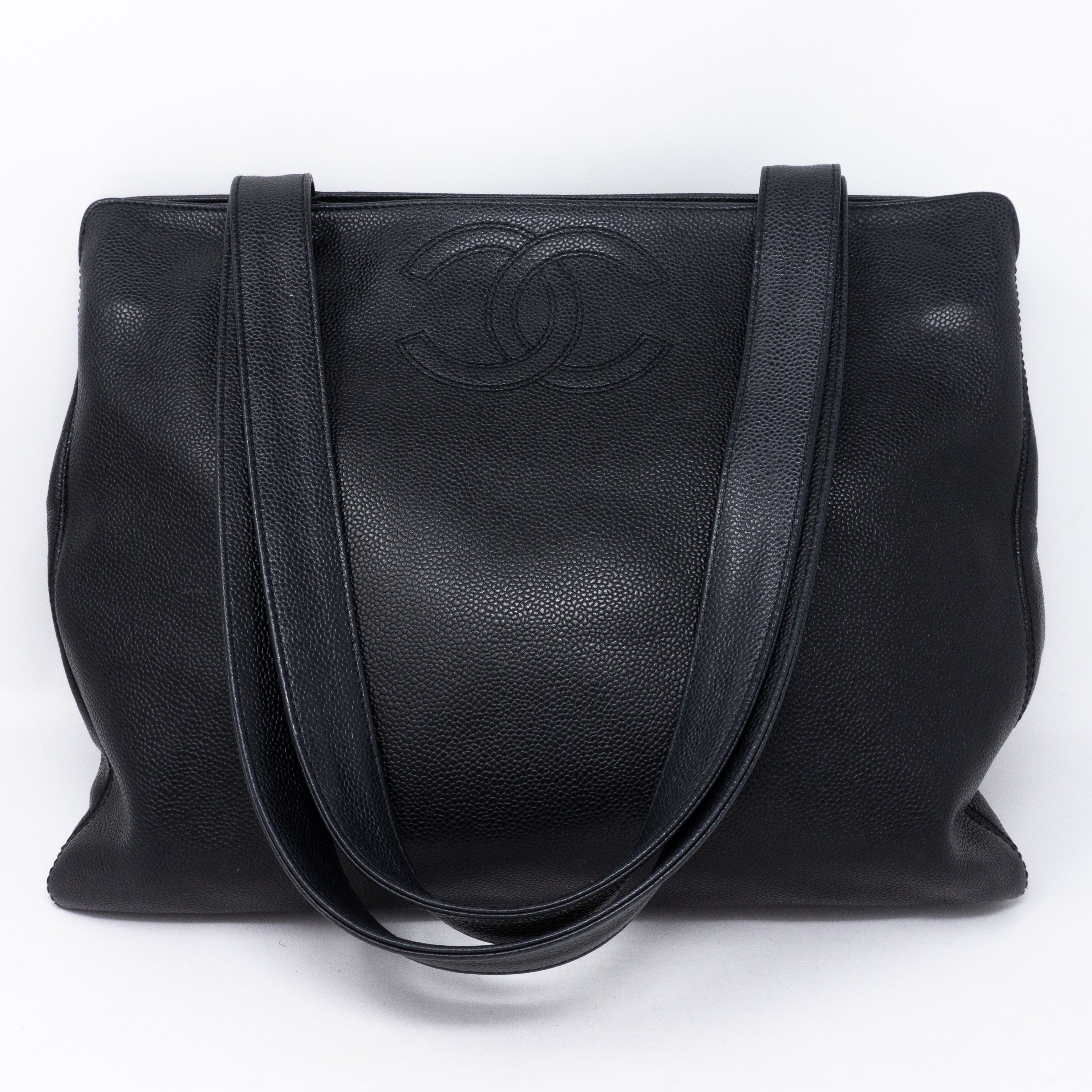 CC Shoulder Tote Black Caviar