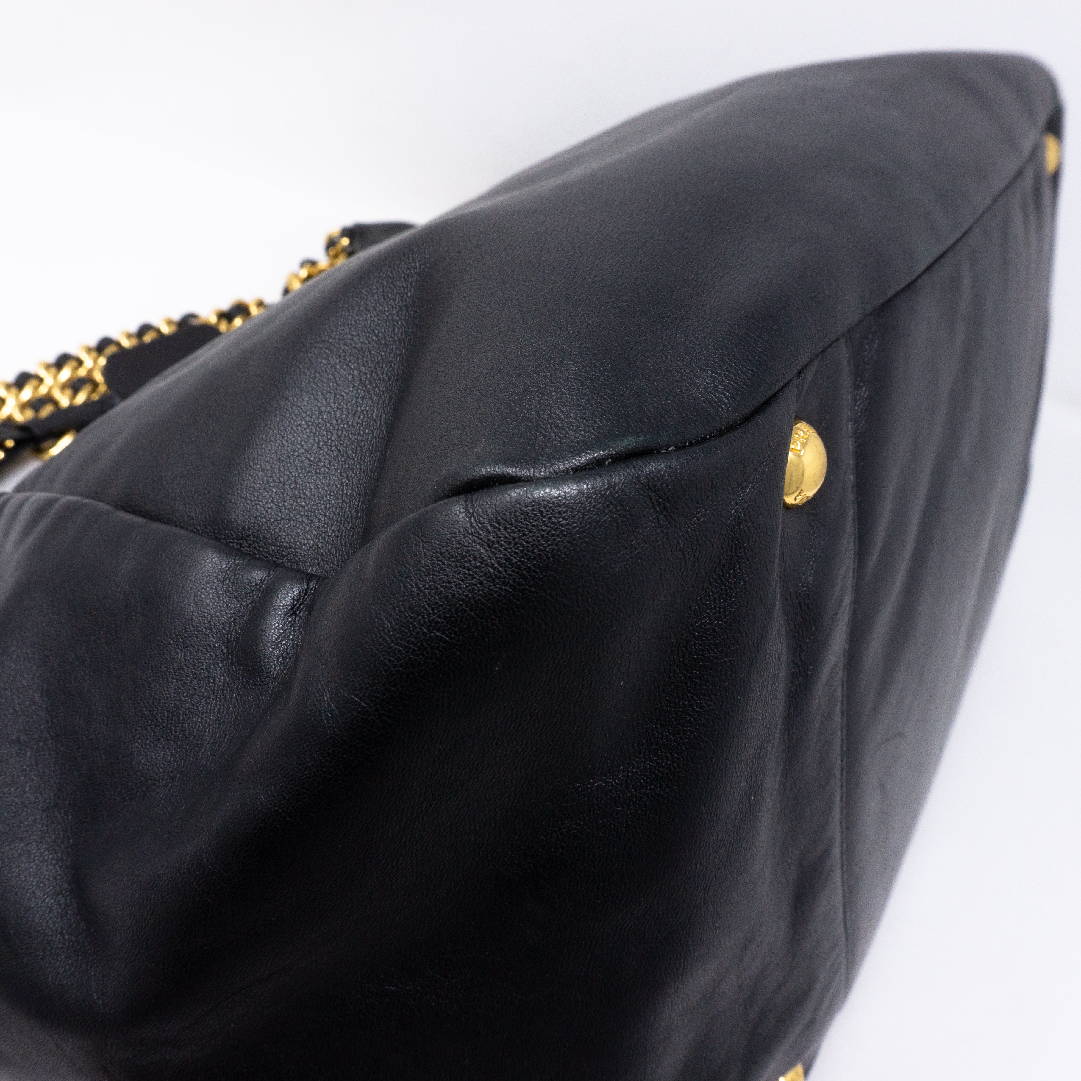 Soft Chain Tote Black Leather