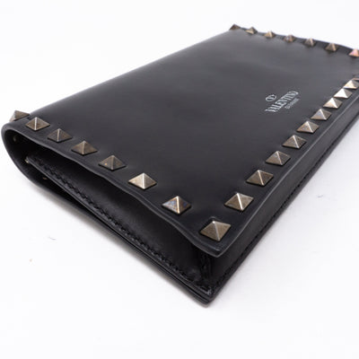 Rockstud Bracelet Flap Clutch Black