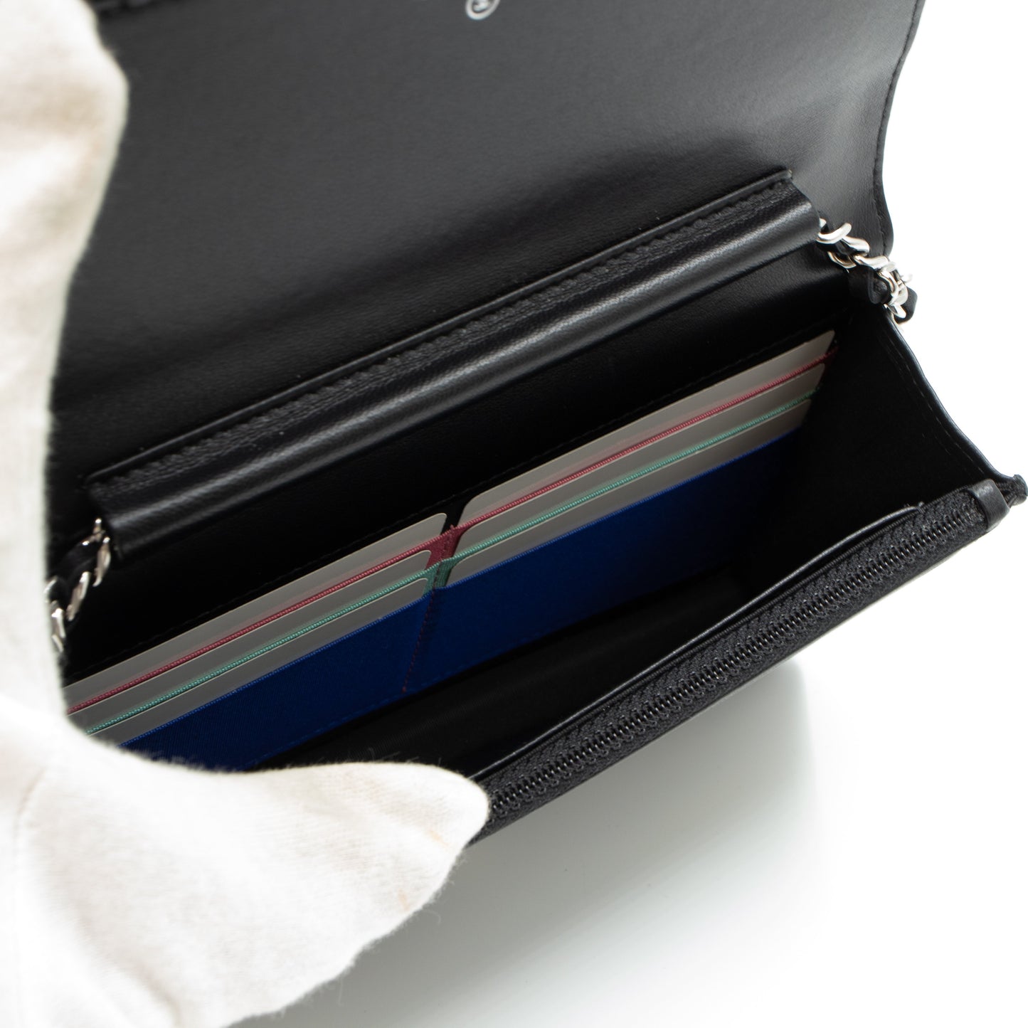Classic Wallet On Chain Black Pastel Leather