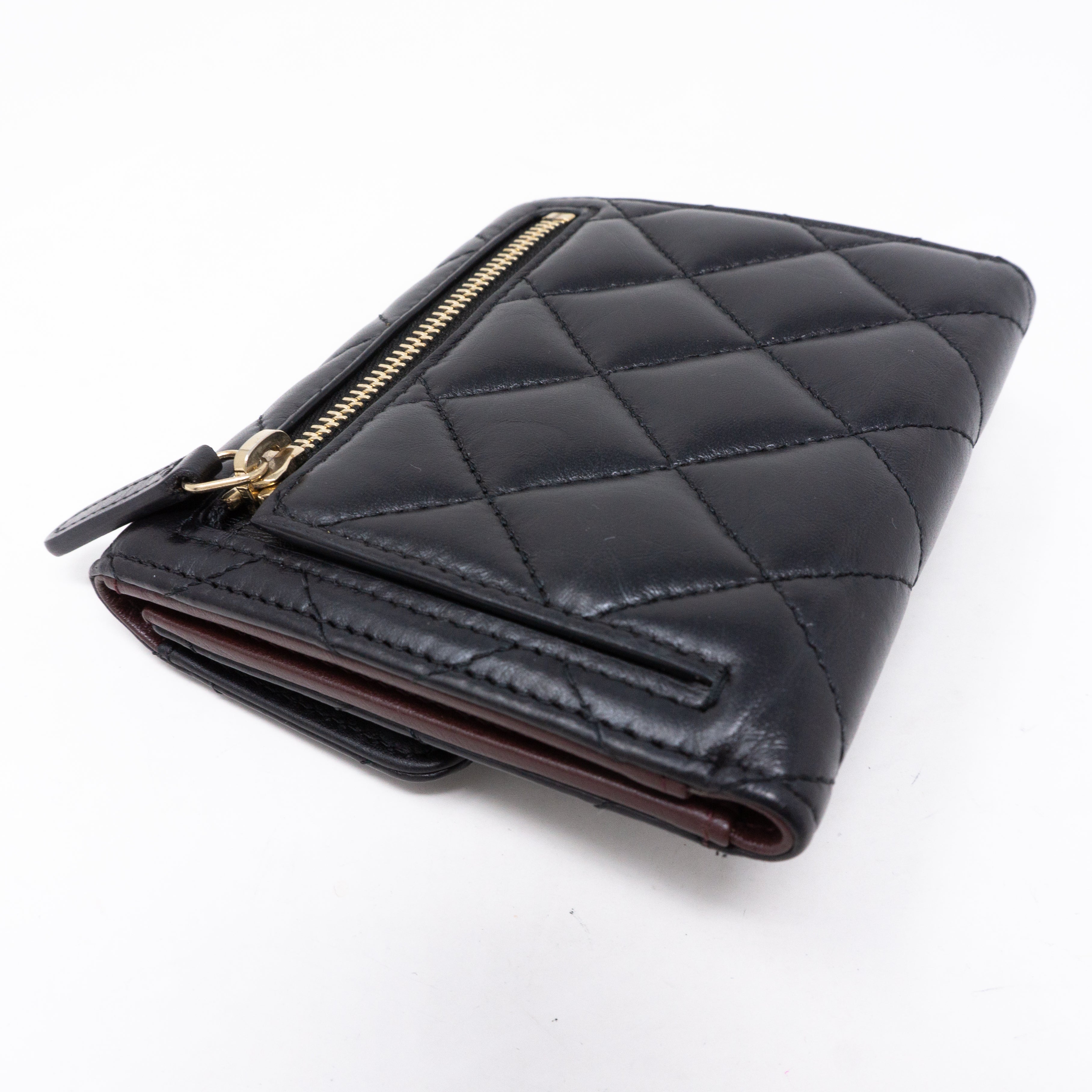 Chanel classic small online wallet