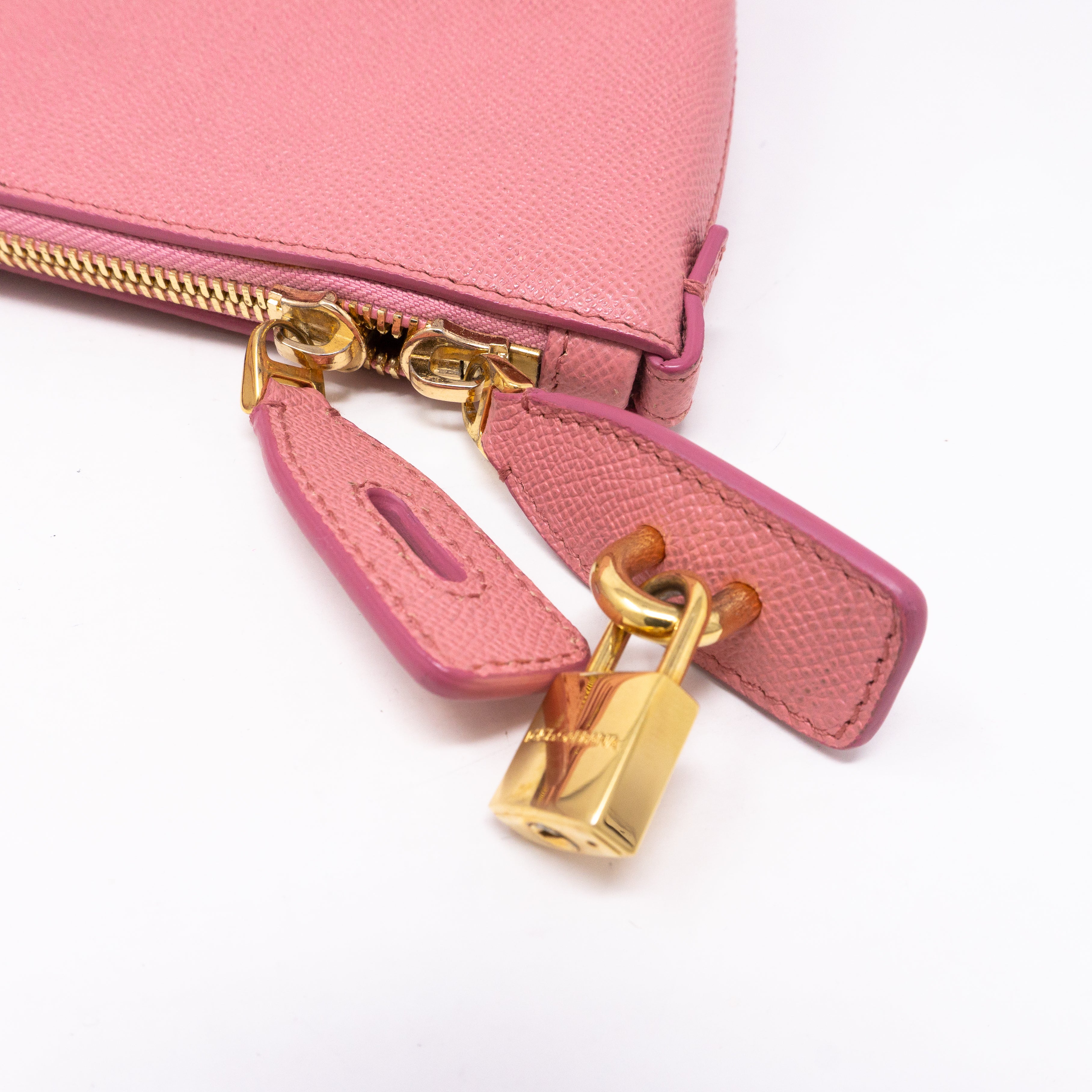 Miss Escape Tote Pink Leather
