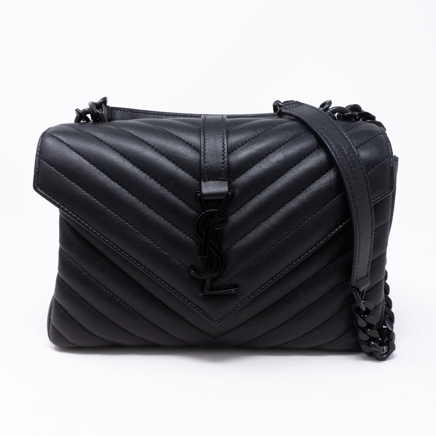 College Medium Chevron Quilted Black Leather