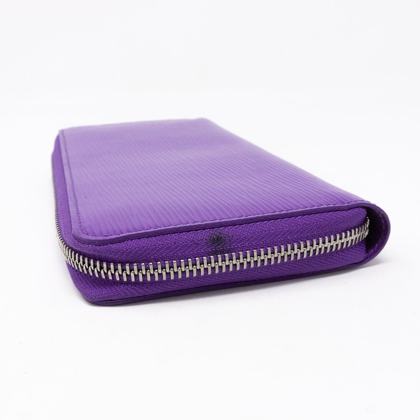 Zippy Wallet Epi Leather Purple