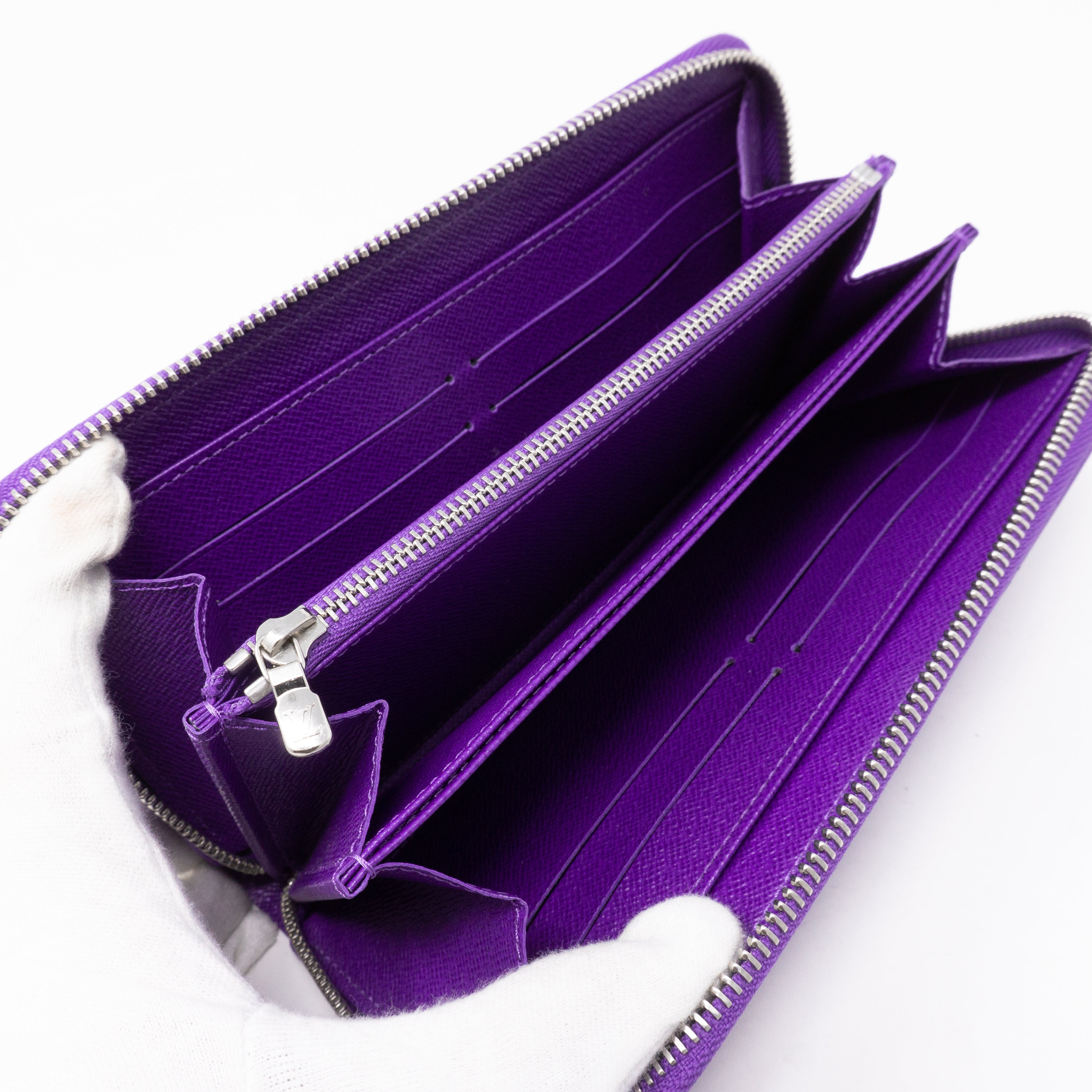 Zippy Wallet Epi Leather Purple