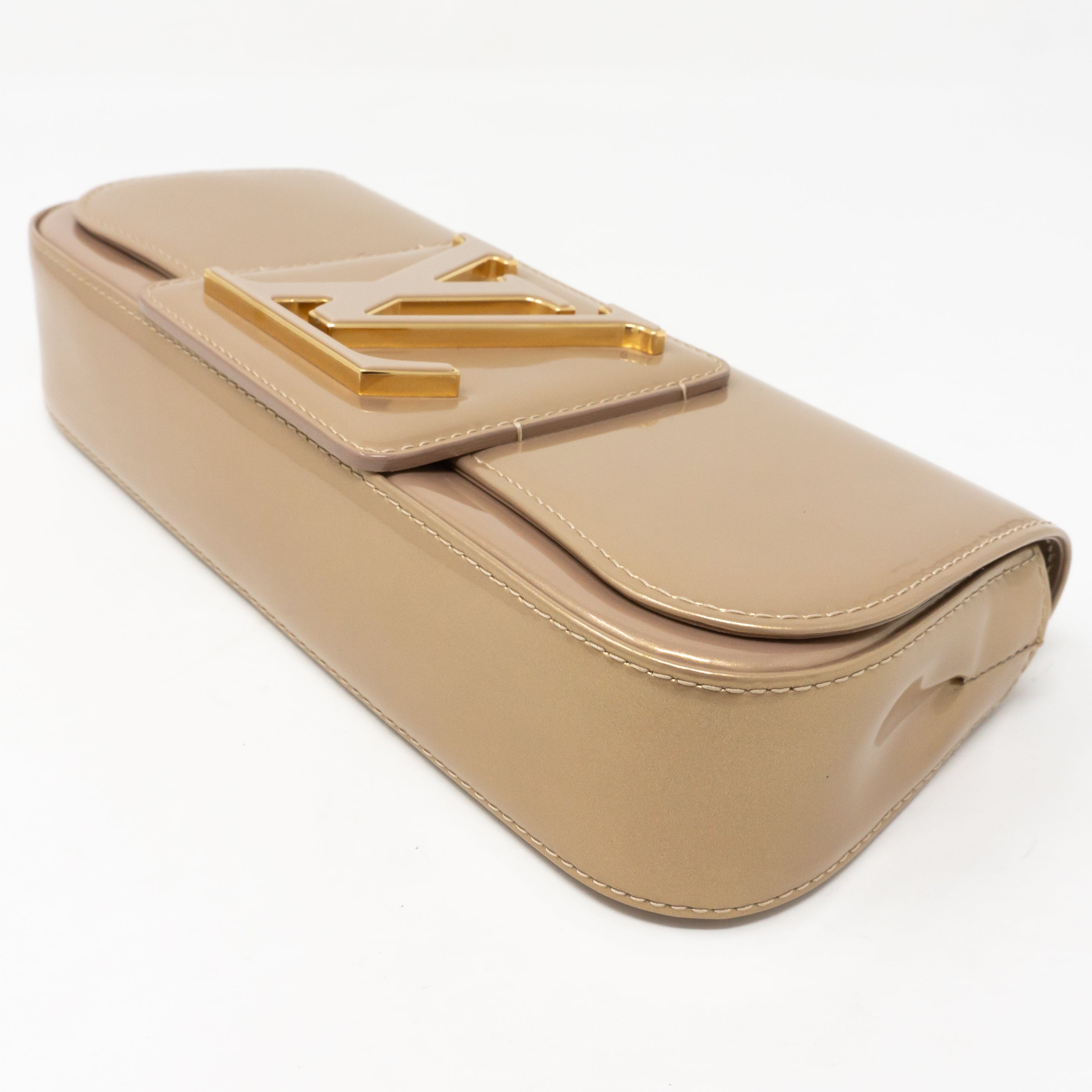 Pochette SoBe Vernis Beige Poudre