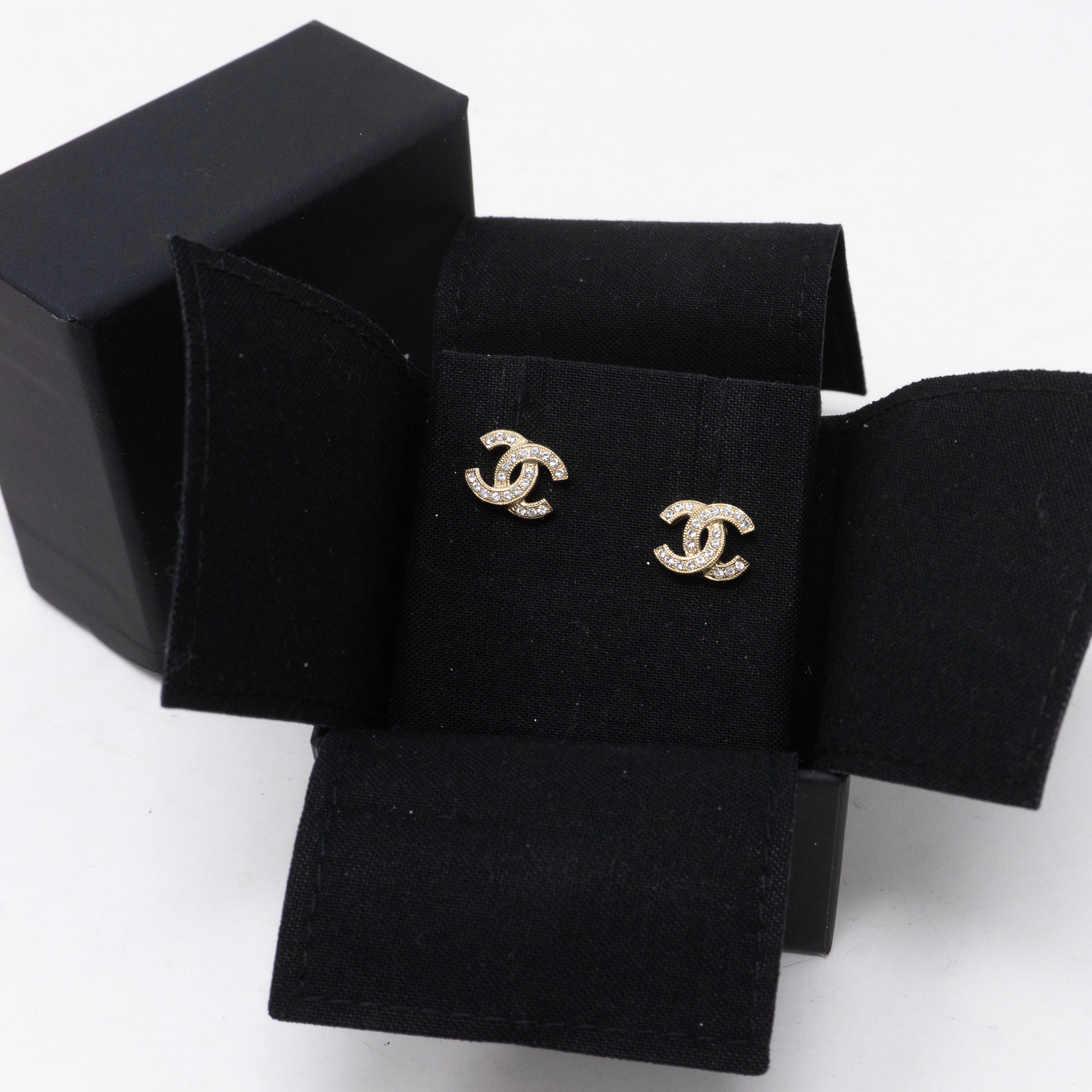 CC Crystal Earrings Gold